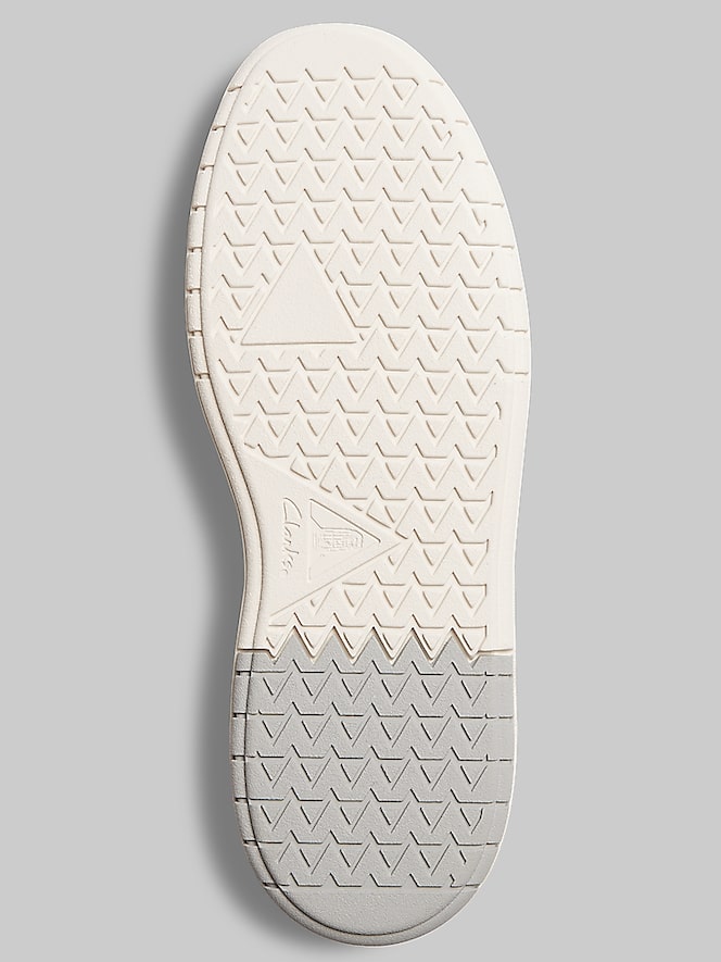 Clarks Courtlite 2 Run Plain Toe Sneakers
