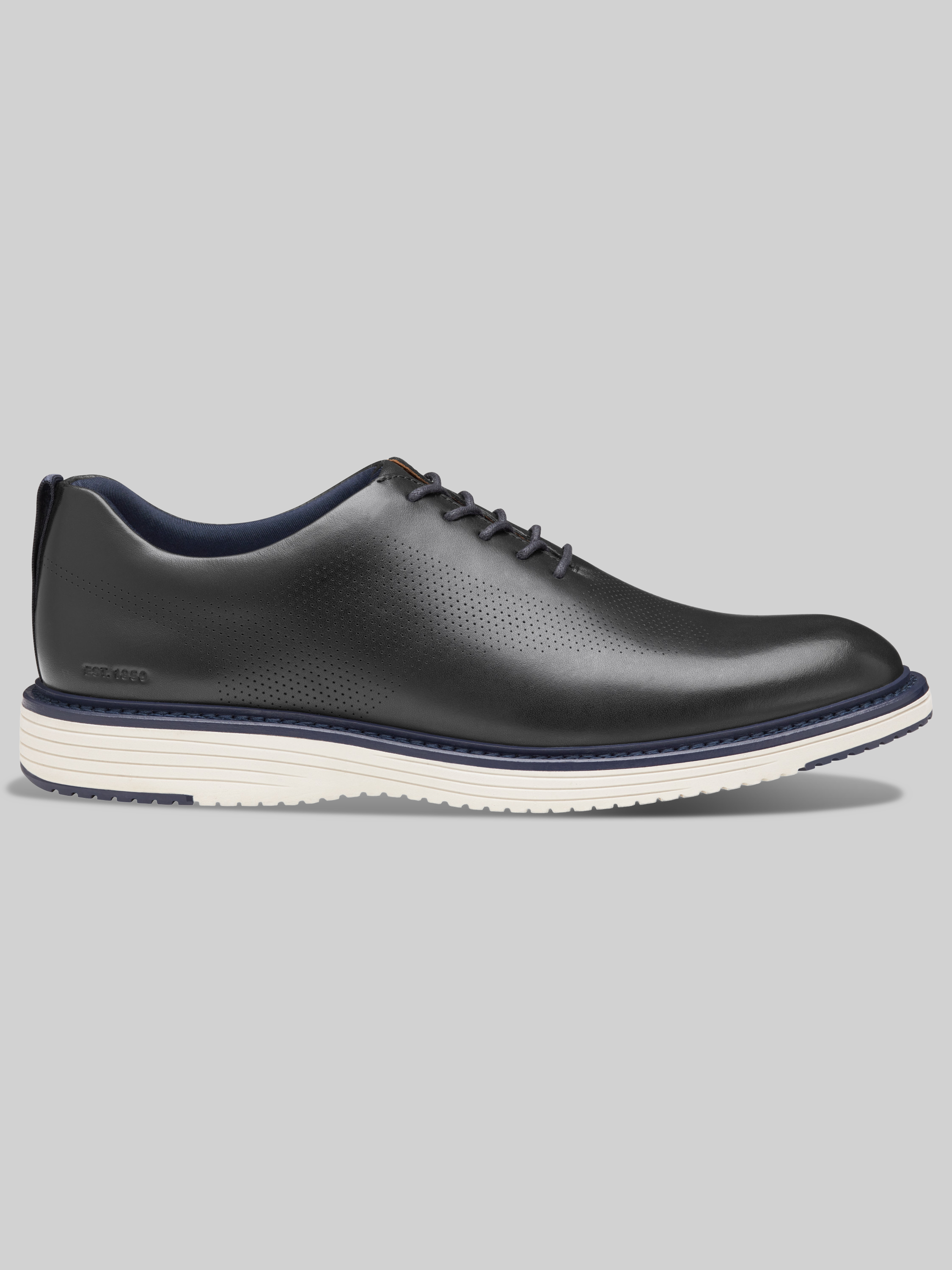 Upton One-Piece Perfed Plain Toe Oxfords