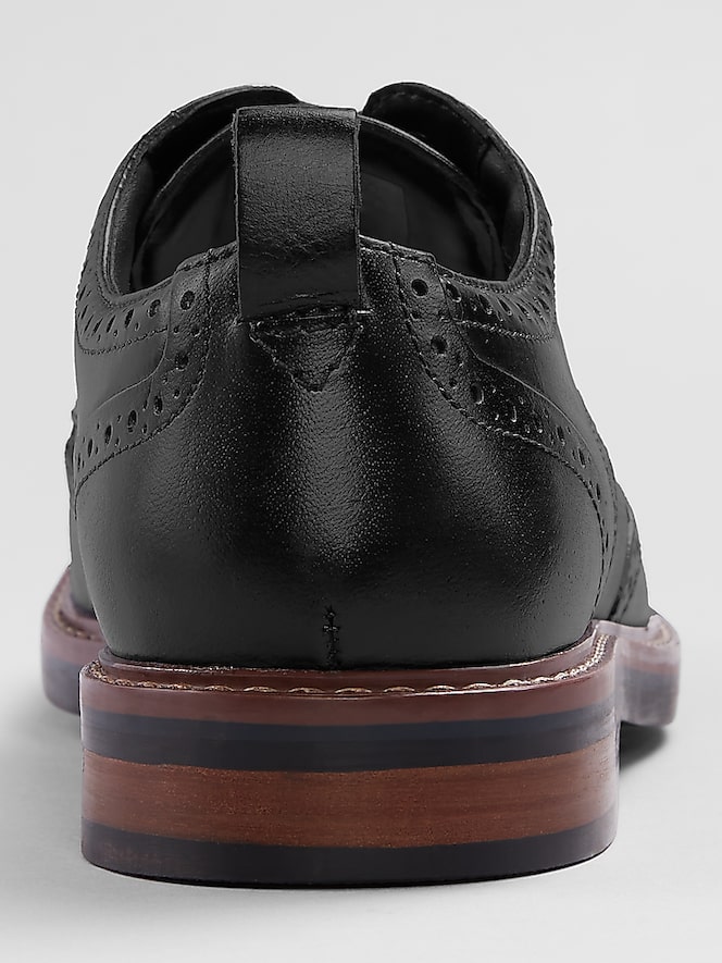 Clarks Aldwin Limit Wingtip Oxfords