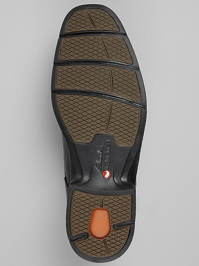 Clarks Un Kendric Go Moc Toe Slip On Shoes
