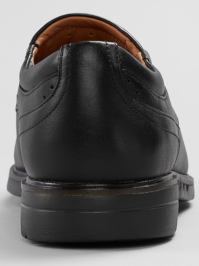 Clarks Un Kendric Go Moc Toe Slip On Shoes
