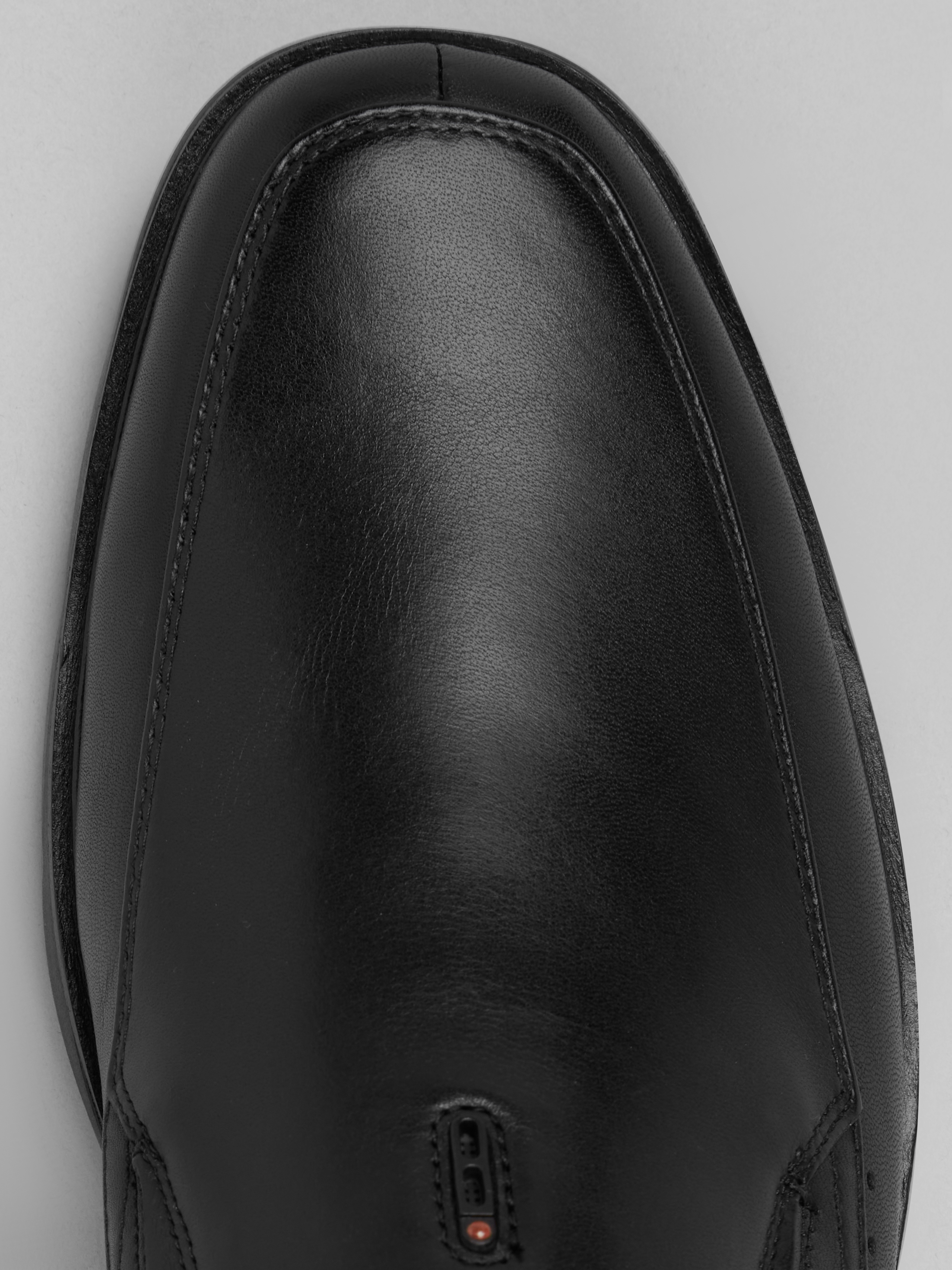 Un Kendric Go Moc Toe Slip On Shoes