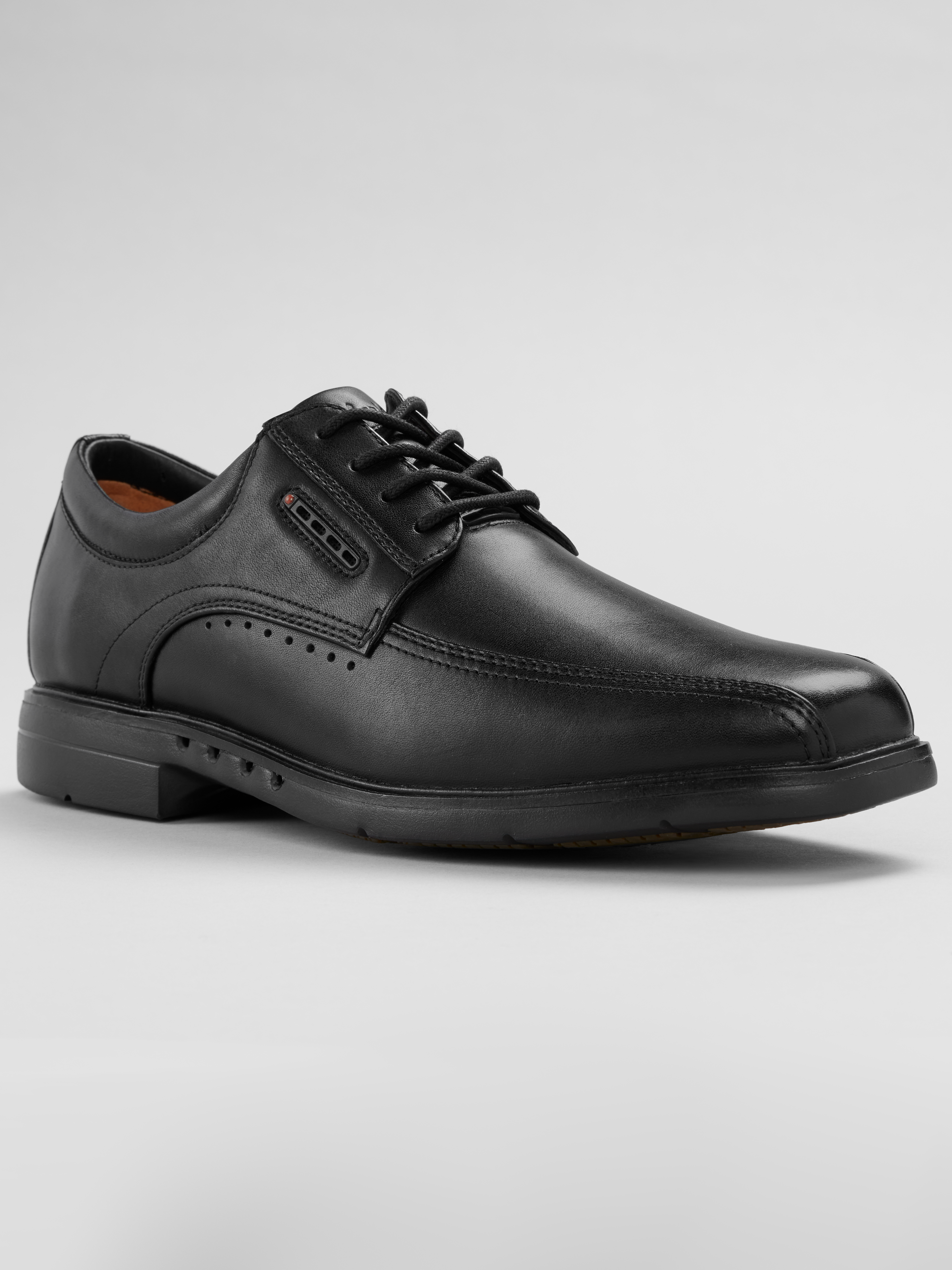 Un Kendric Way Bike Toe Oxfords