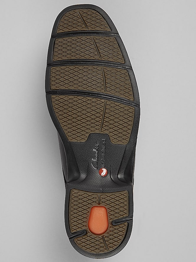 Clarks Un Kendric Way Bike Toe Oxfords