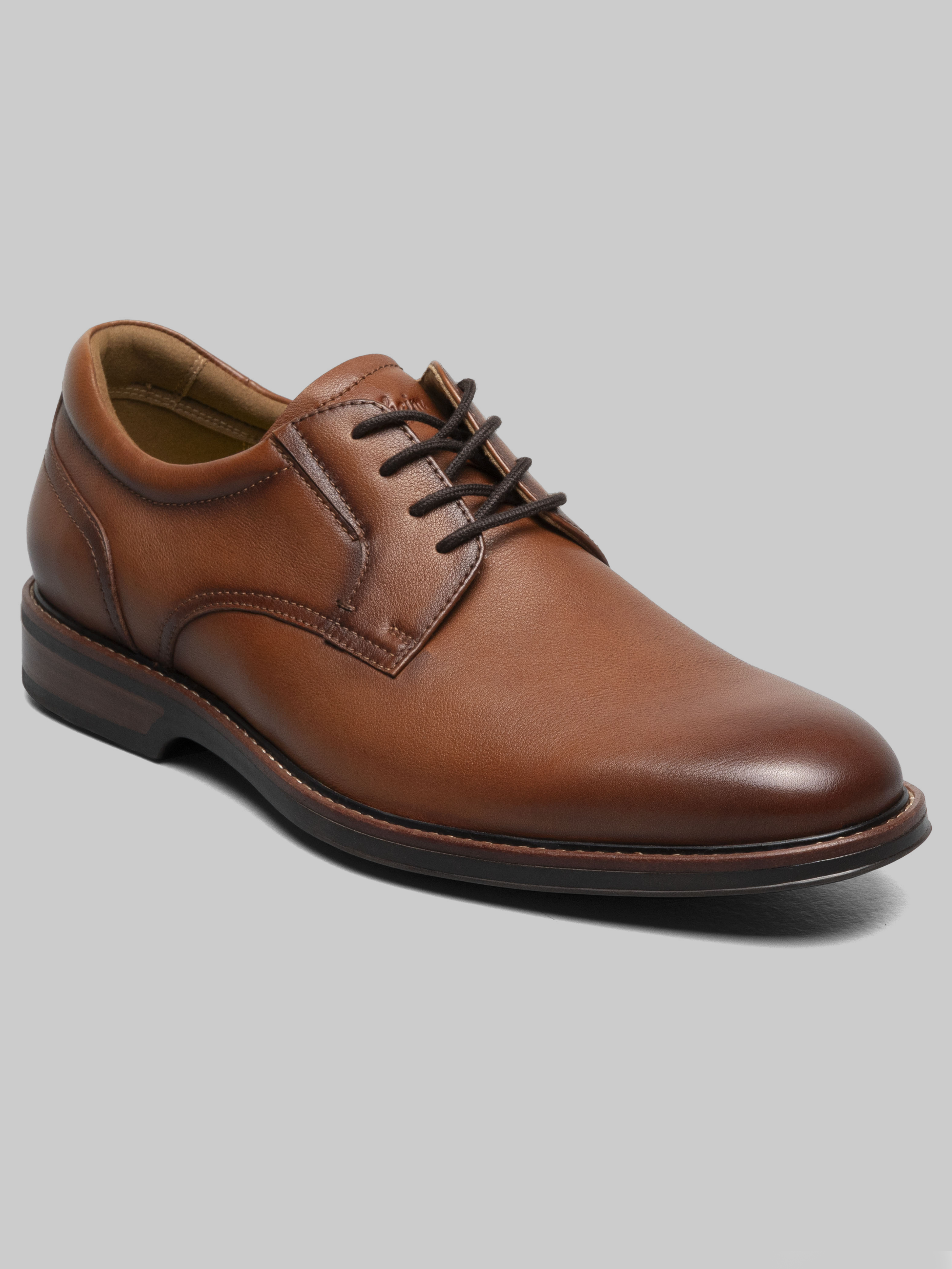 Traveler Plain Toe Oxfords