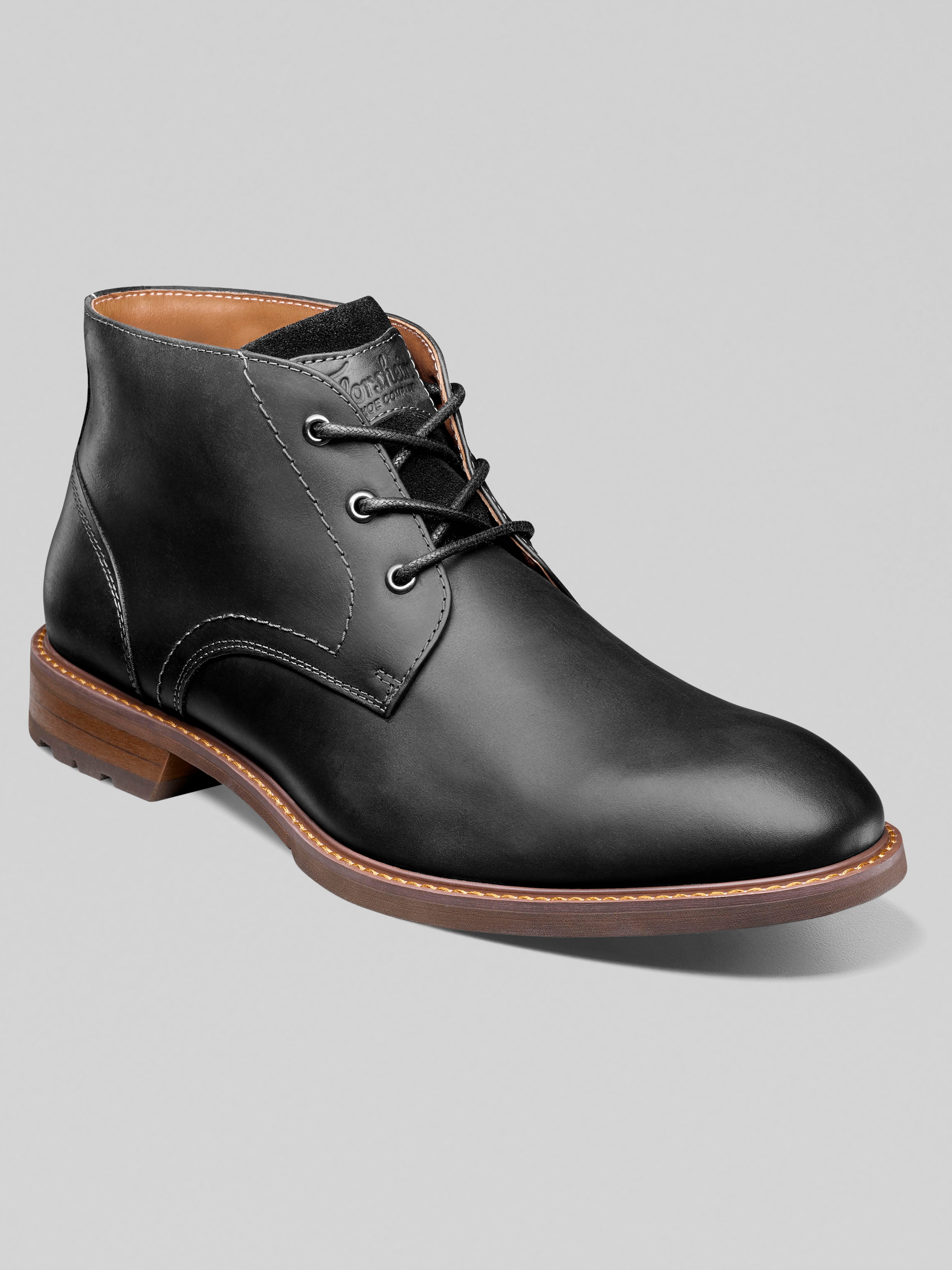Lodge Chukka Boots