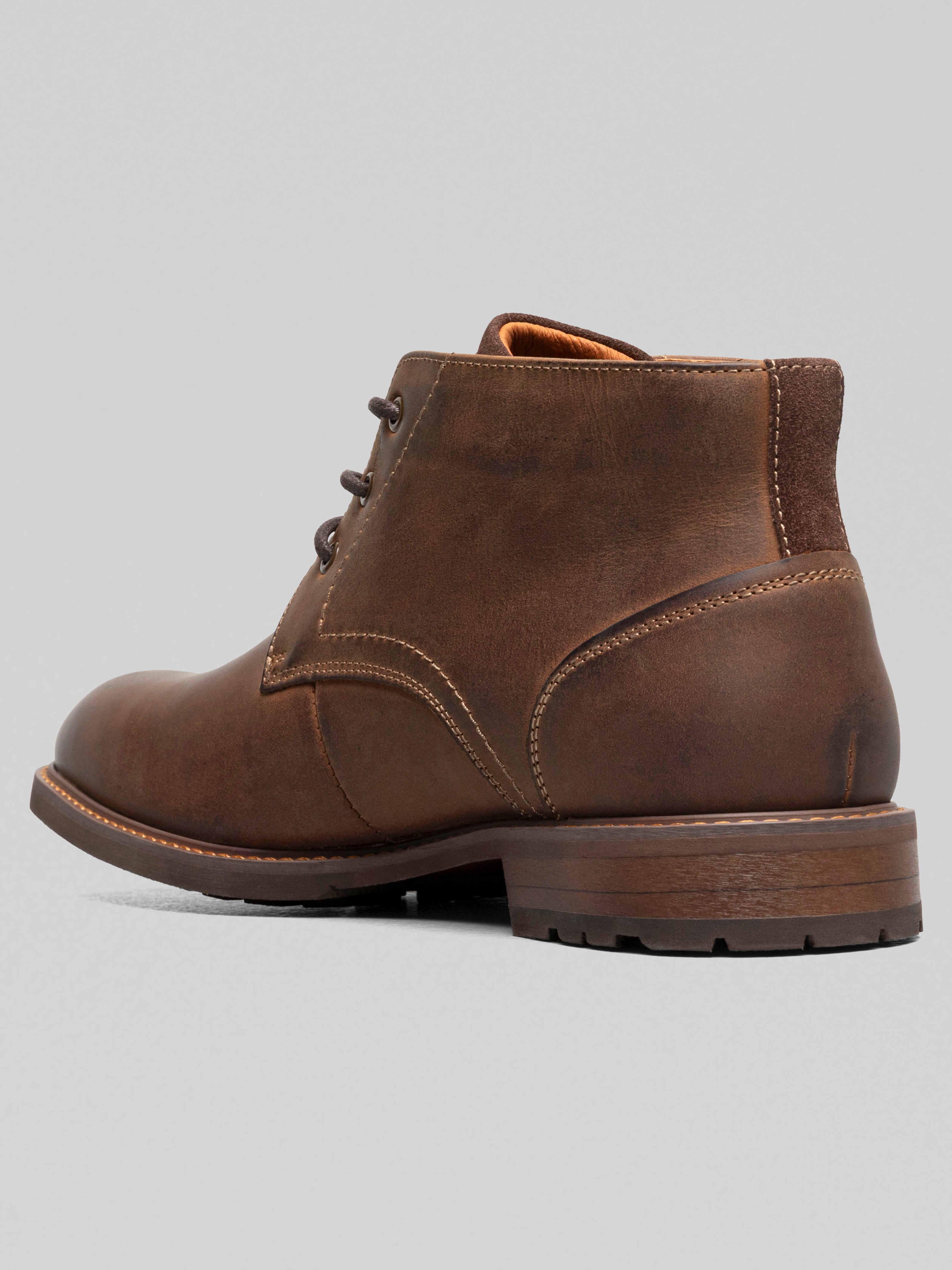 Lodge Chukka Boots