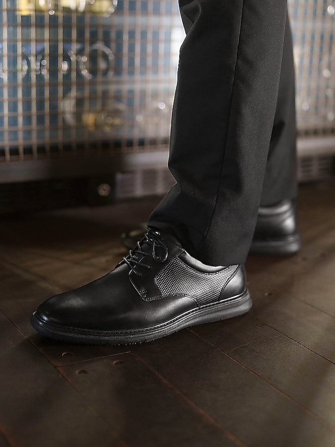 Nunn Bush Chase Work Plain Toe Oxfords