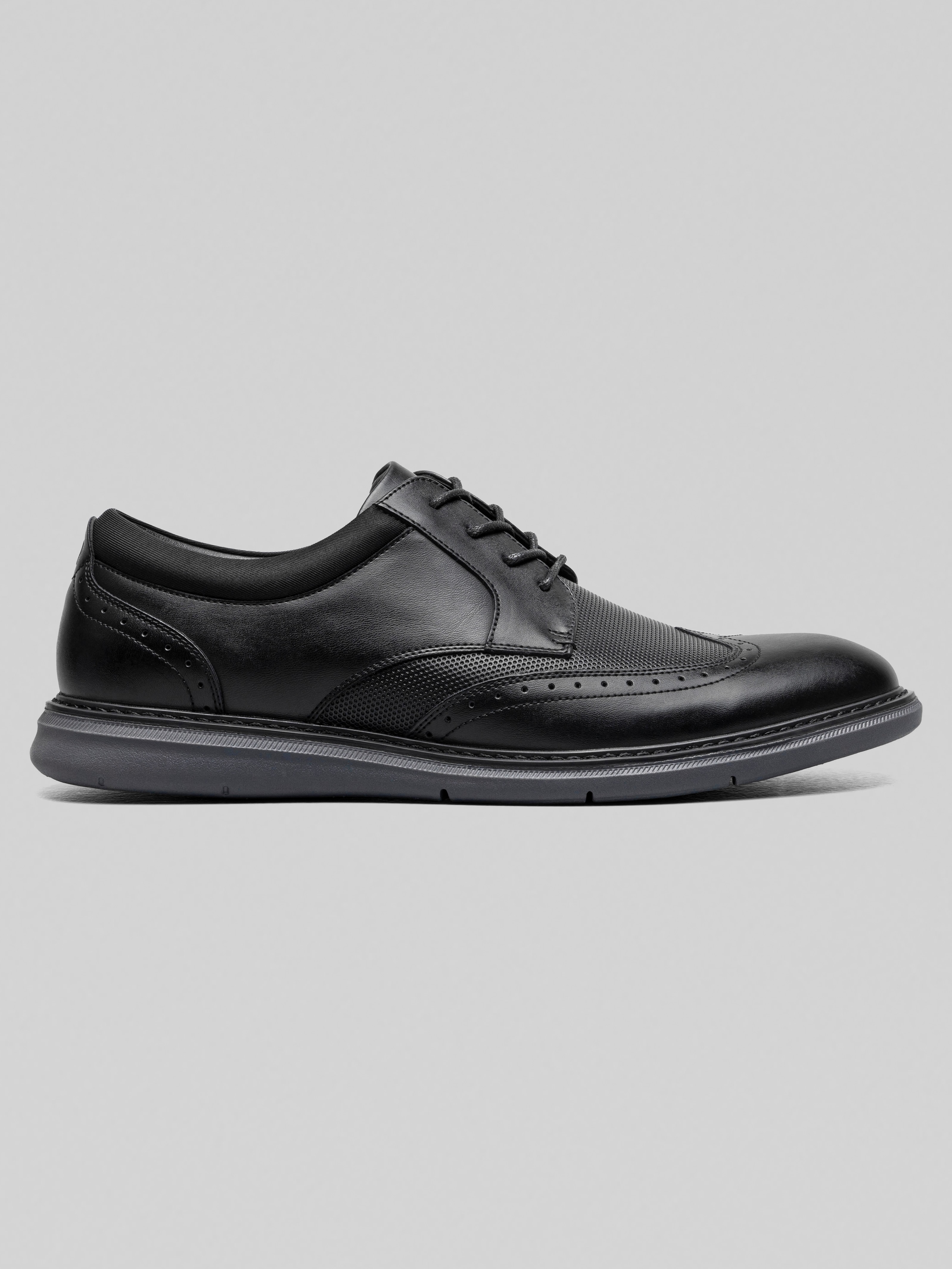Nunn Bush Chase Wingtip Oxfords, Black | Dress Shoes | Men's Wearhouse
