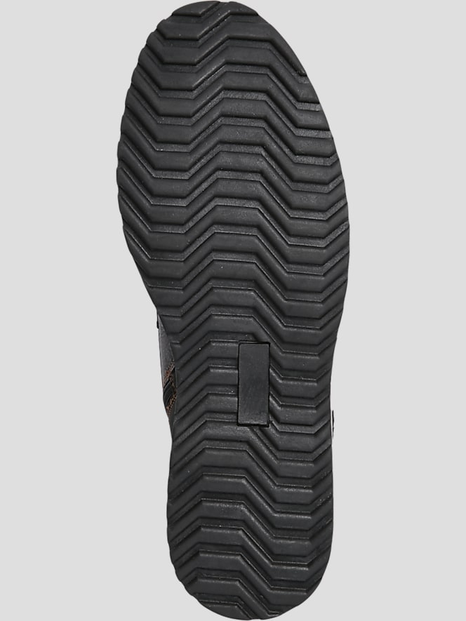 Freeman Grady Plain Toe Chukka Boots