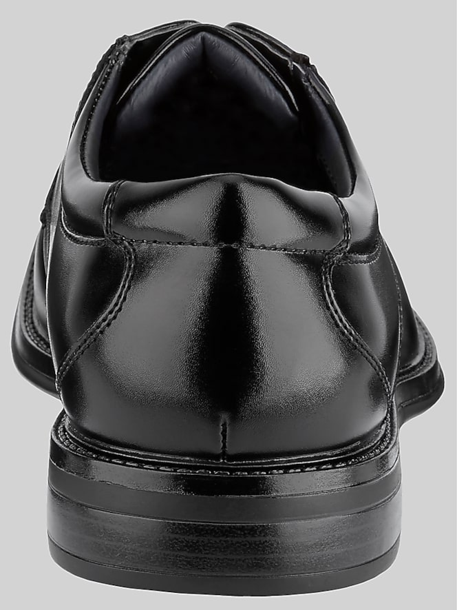Dockers Irving Plain Toe Oxfords