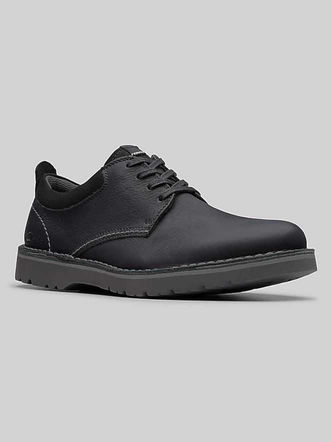 Clarks Eastridge Casual Low Plain Toe Oxfords