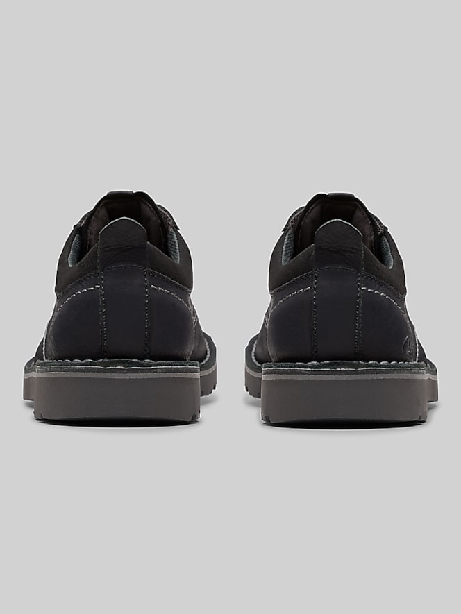 Clarks Eastridge Casual Low Plain Toe Oxfords