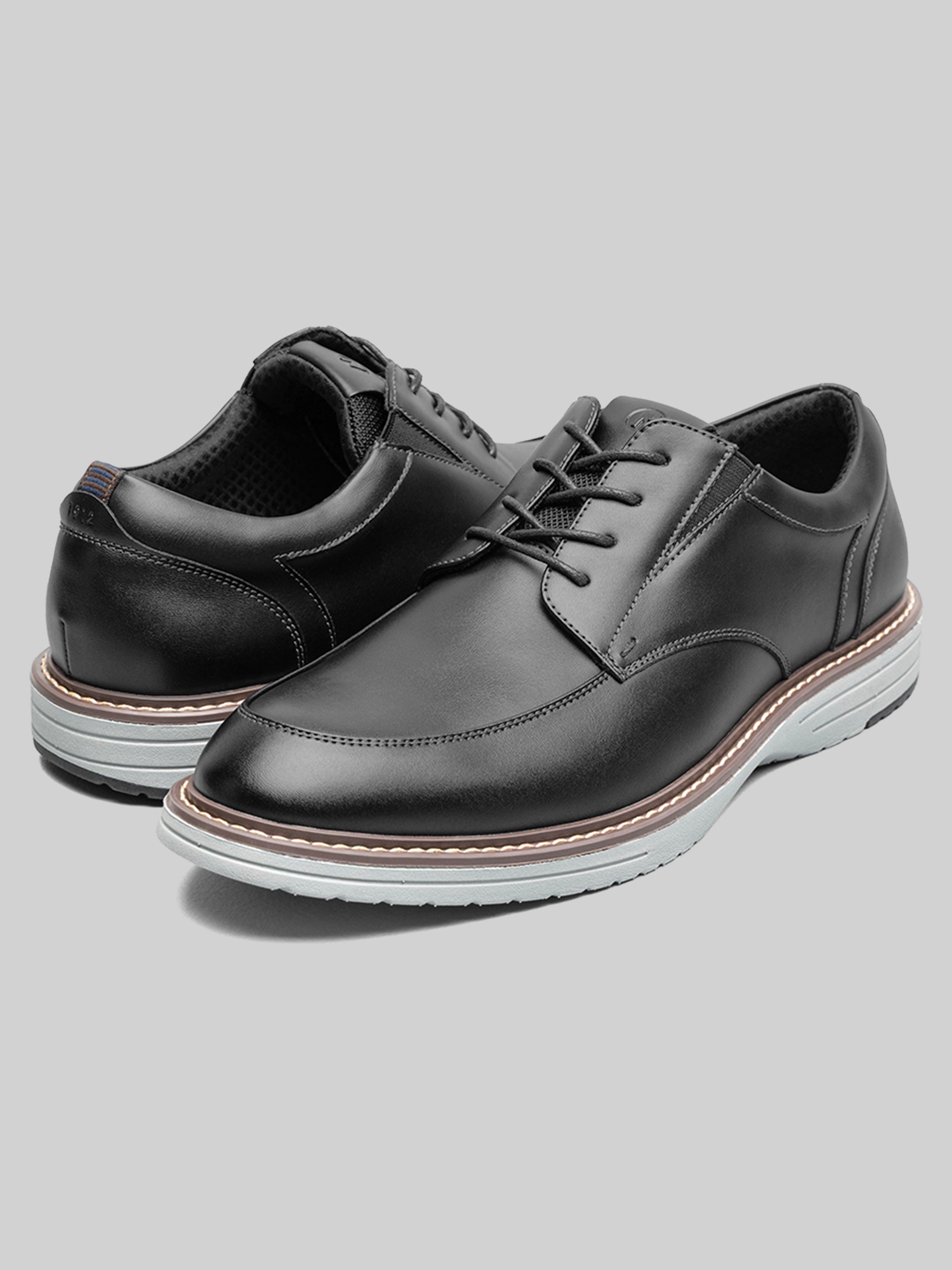 Gates Moc Toe Oxfords