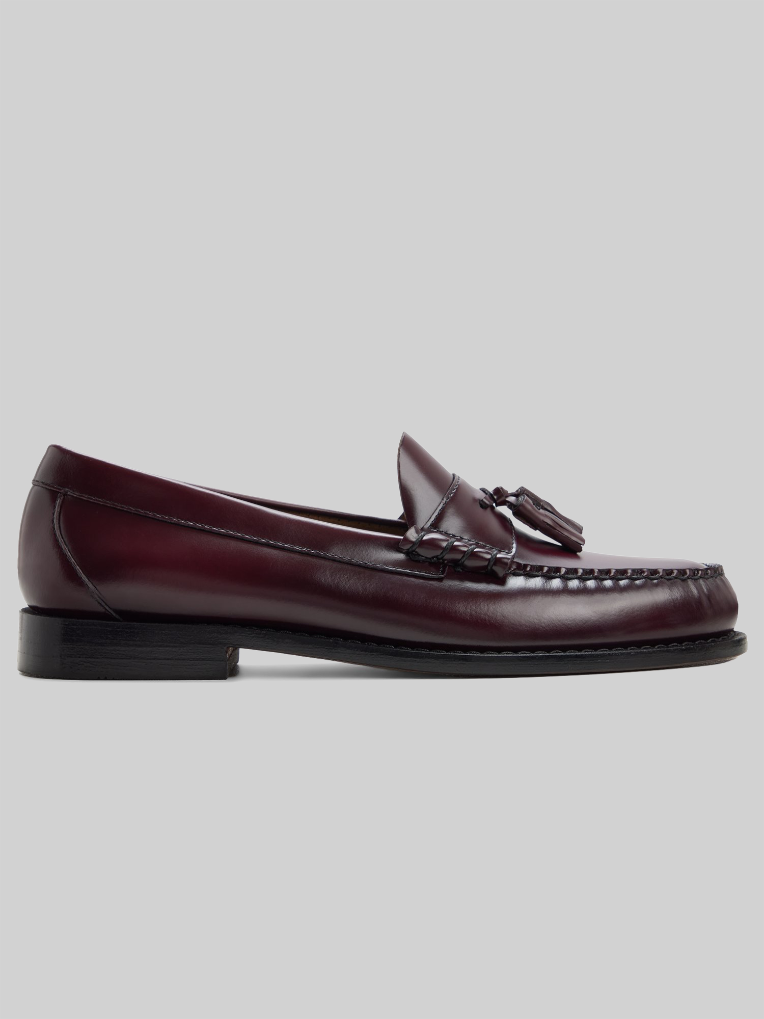 G.H Bass Co \'Weejuns\' Burgundy Leather Tassel Loafers G.H. Bass & Co. - Weejuns Larkin Leather Tasselled Loafers  main image 3