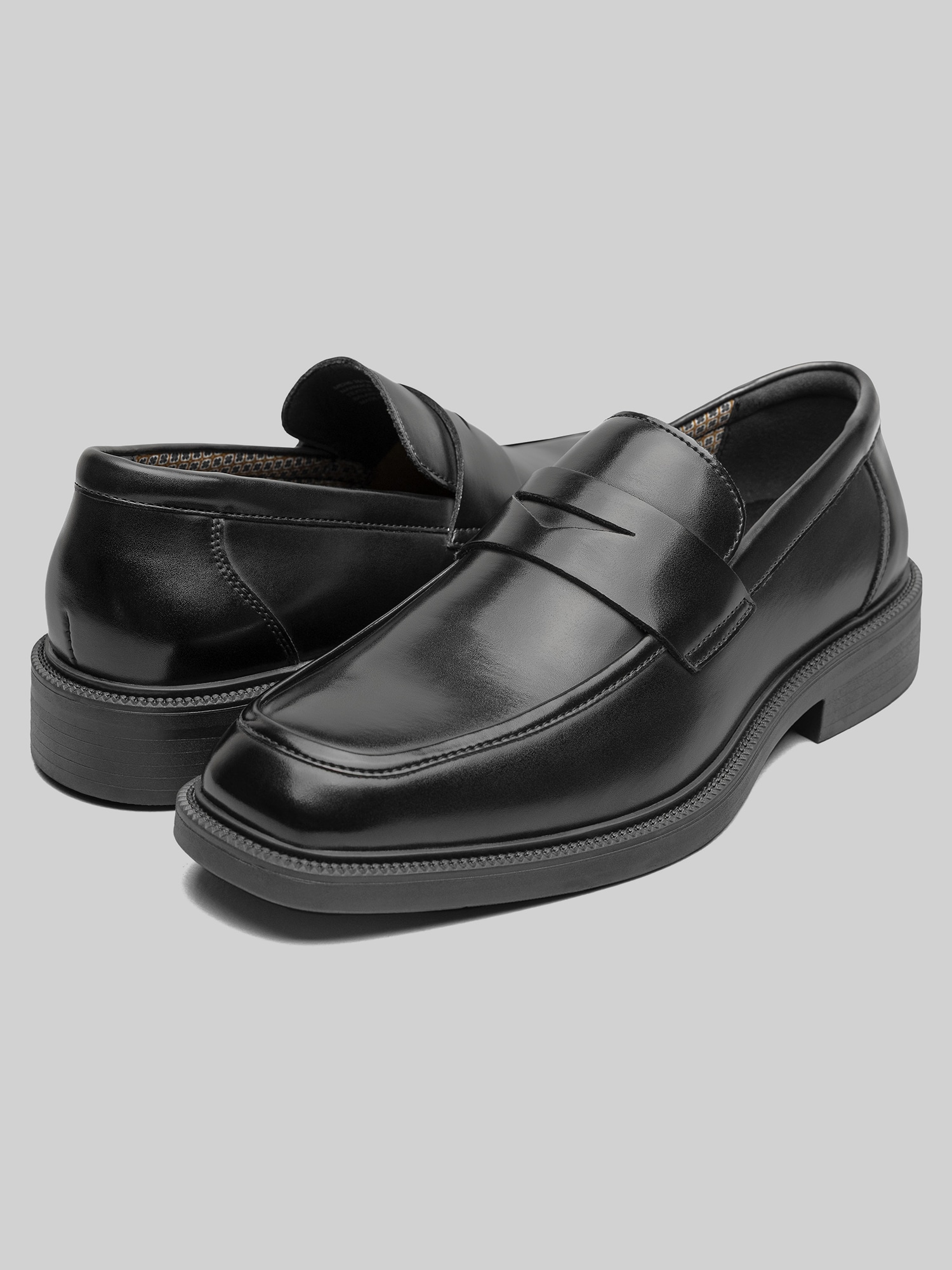 Everett Moc Toe Penny Loafers