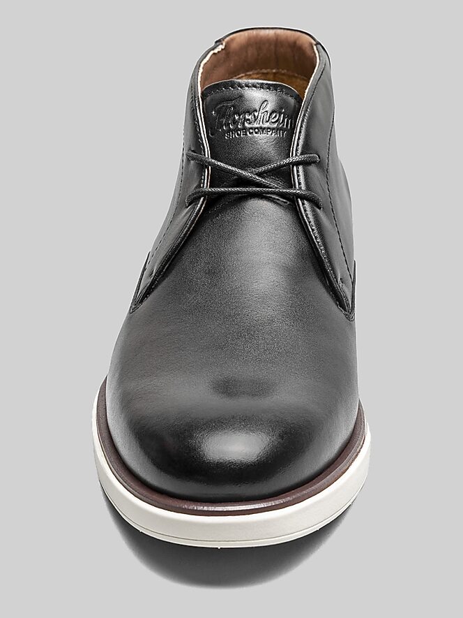 Florsheim Avenue Plain Toe Chukka Boots