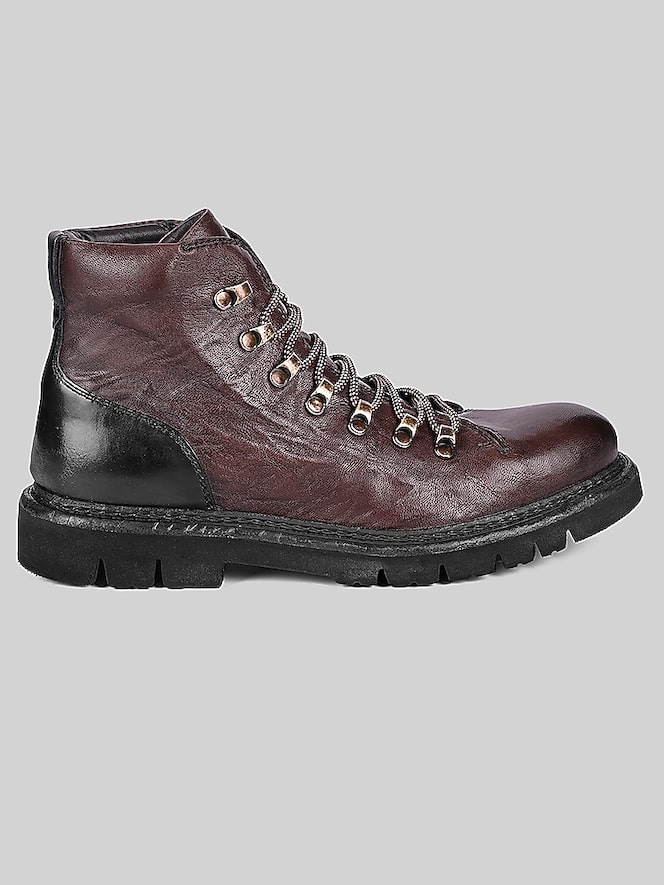 Roan Main Lace-Up Boots