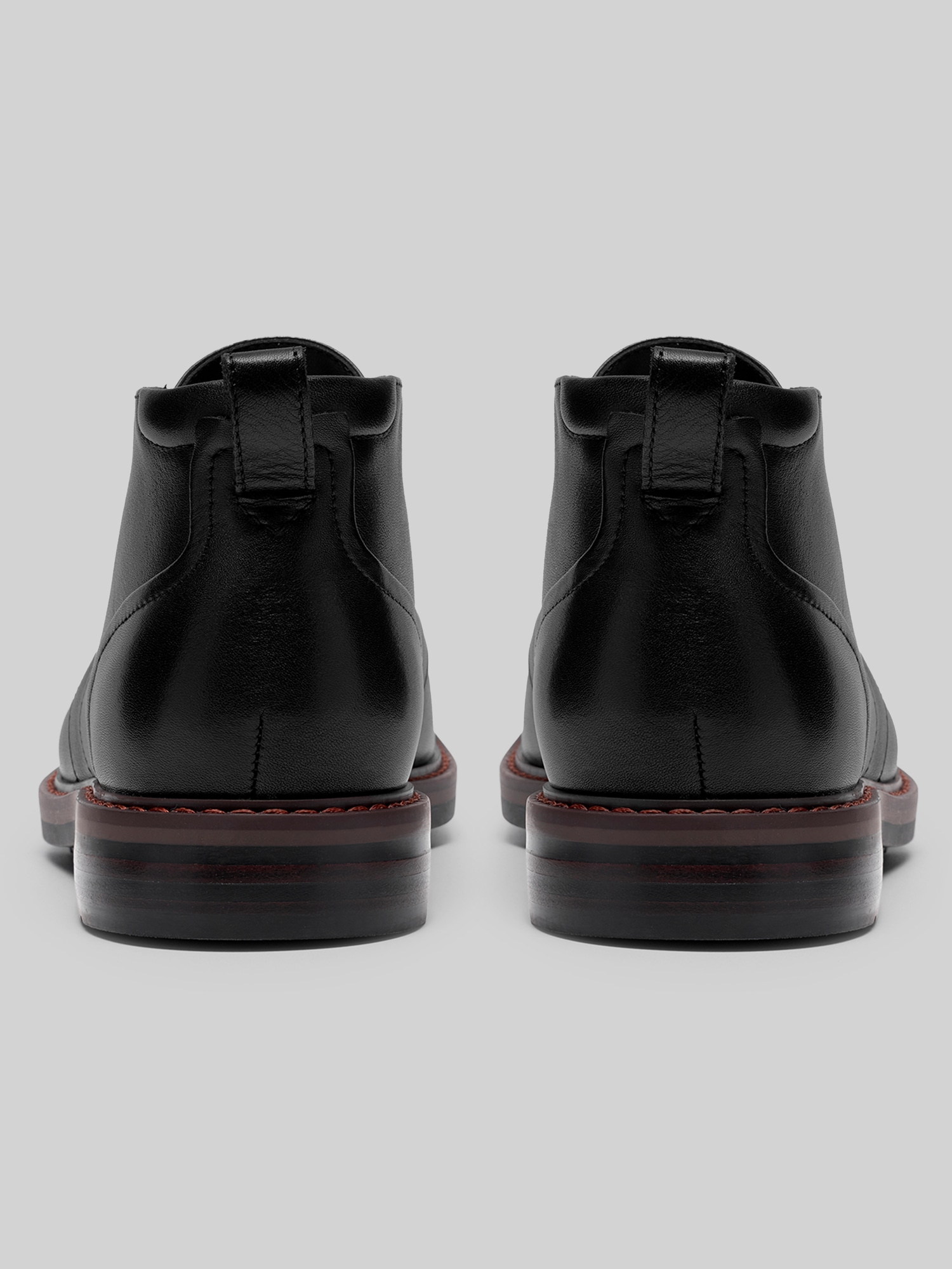 Aldwin2 Plain Toe Chukka Boot