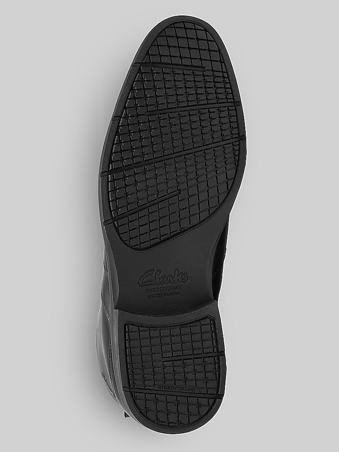 Clarks Steadwell Zip Up Plain Toe Boot