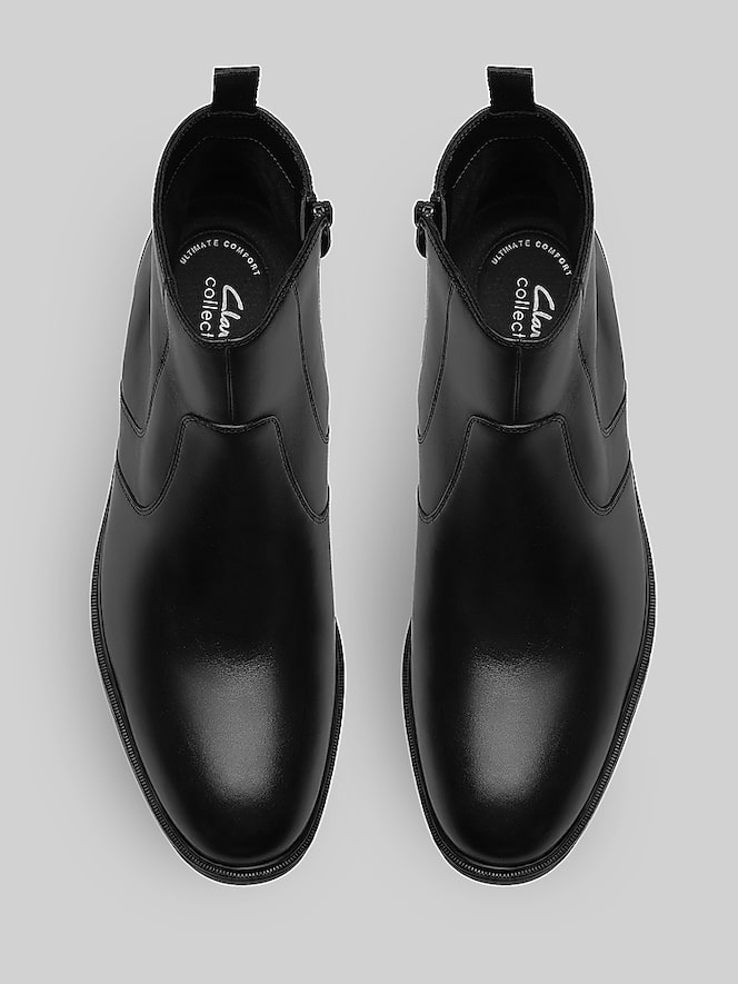 Clarks Steadwell Zip Up Plain Toe Boot