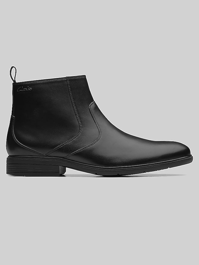 Clarks Steadwell Zip Up Plain Toe Boot
