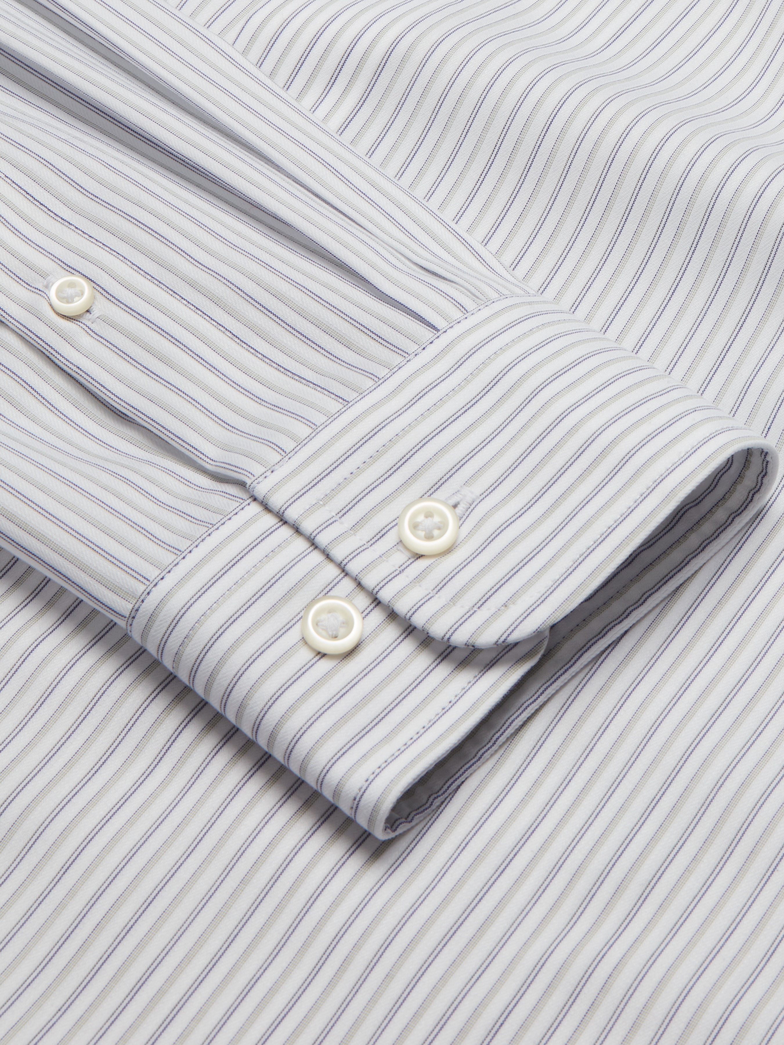 Modern Fit 100% Cotton Stripe Dress Shirt