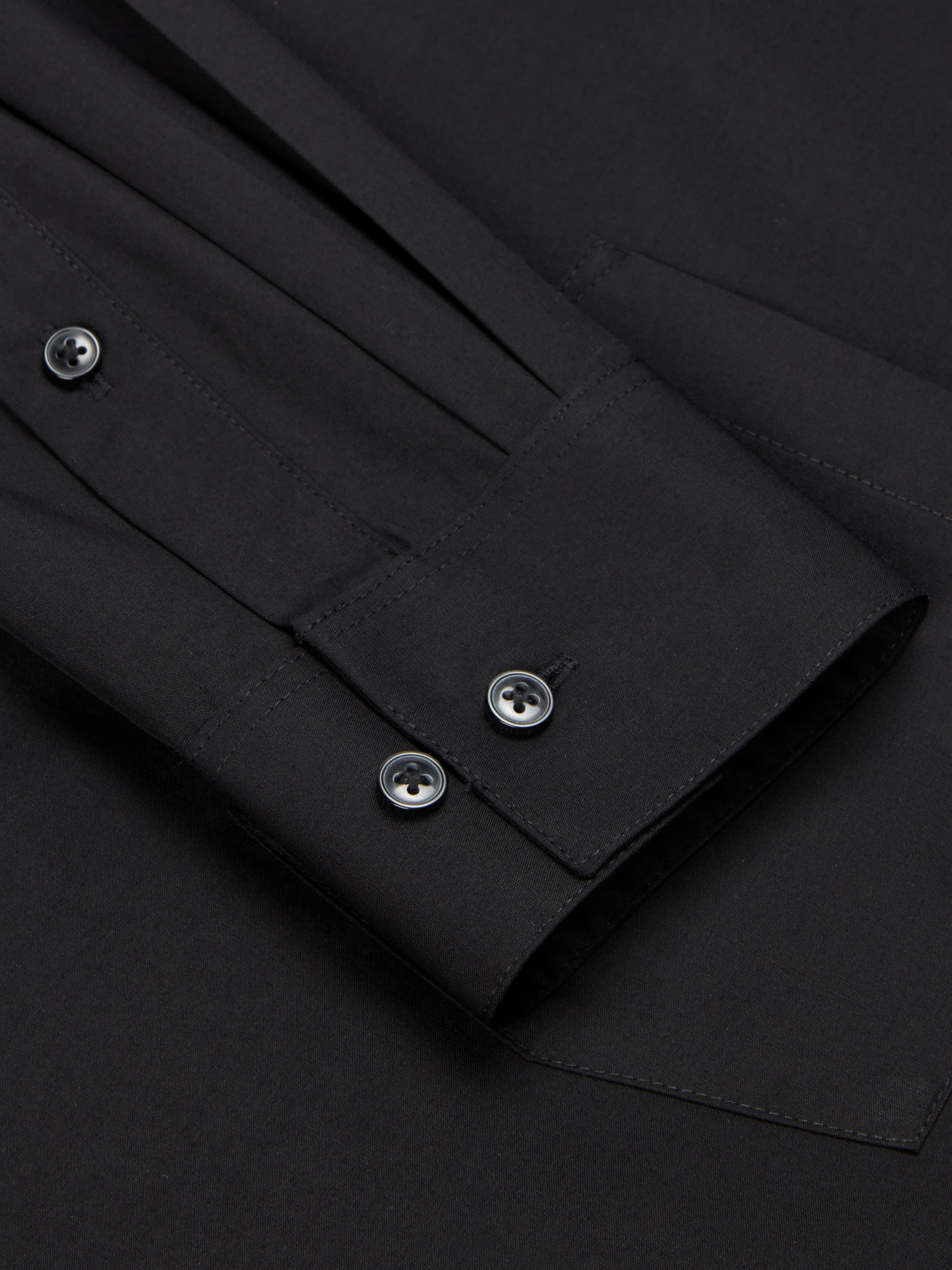 Athletic Fit Solid Poplin Dress Shirt