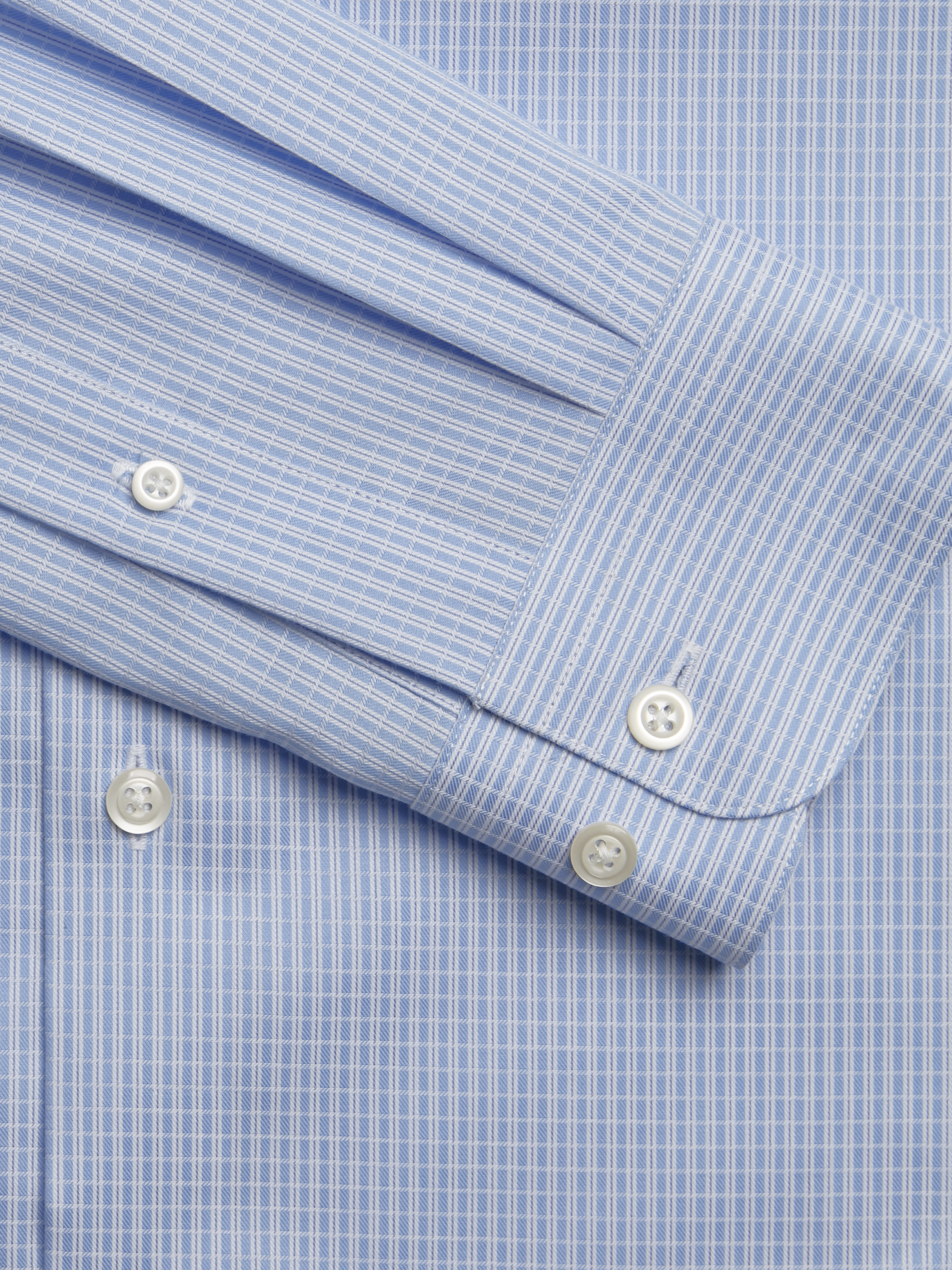 Modern Fit 100% Cotton Spread Collar Mini Check Dress Shirt