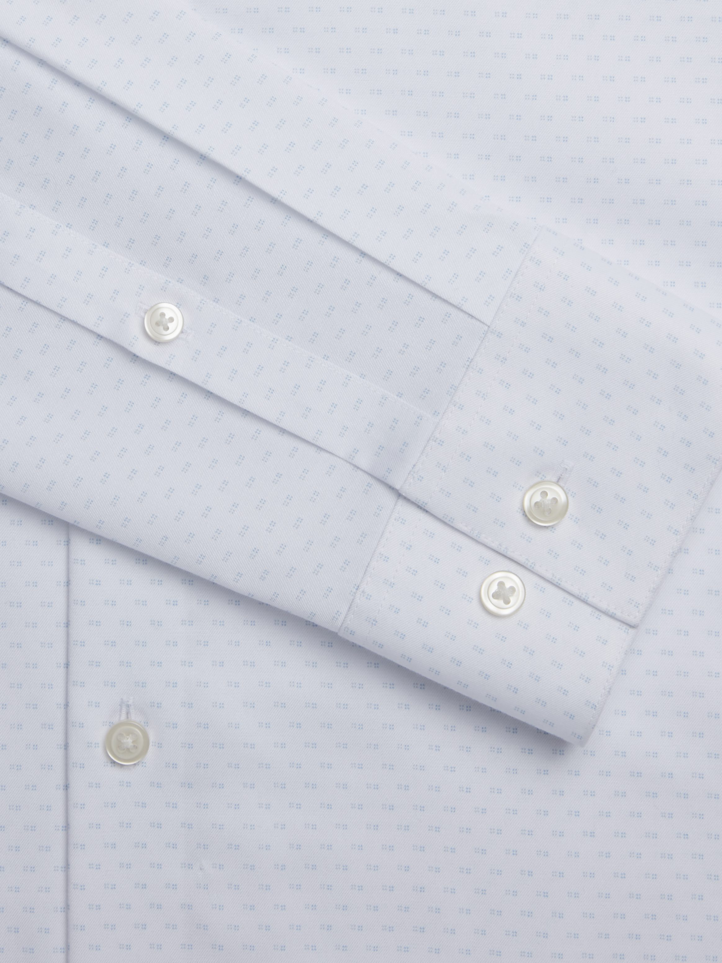 Infinite Slim Fit Spread Collar