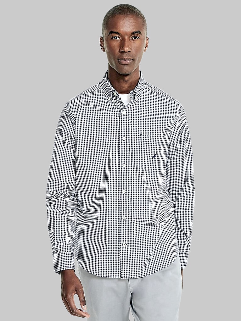Nautica Classic Fit Wrinkle Resistant Button Up Shirt