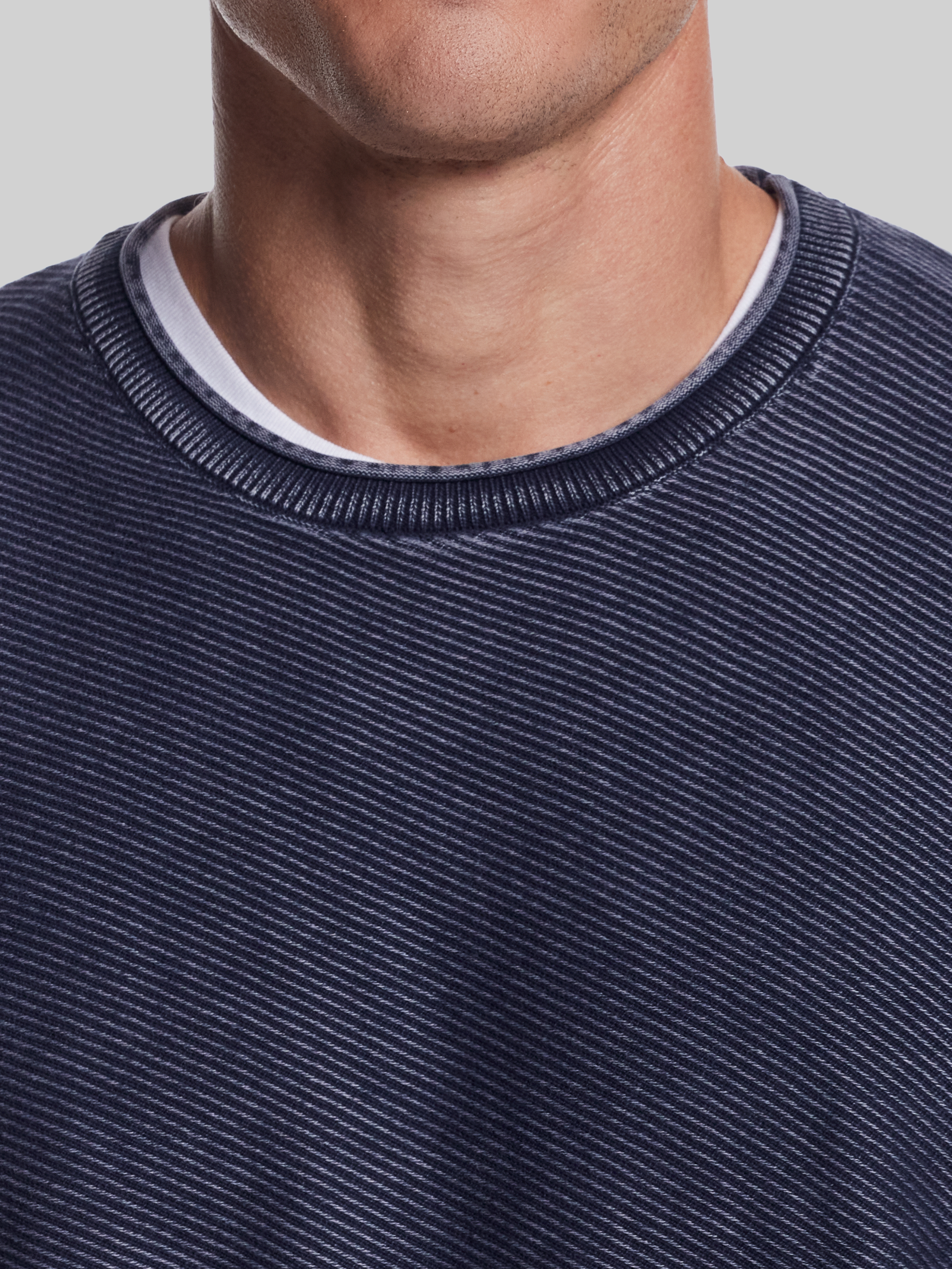 Classic Fit Twill Stonewash Sweater