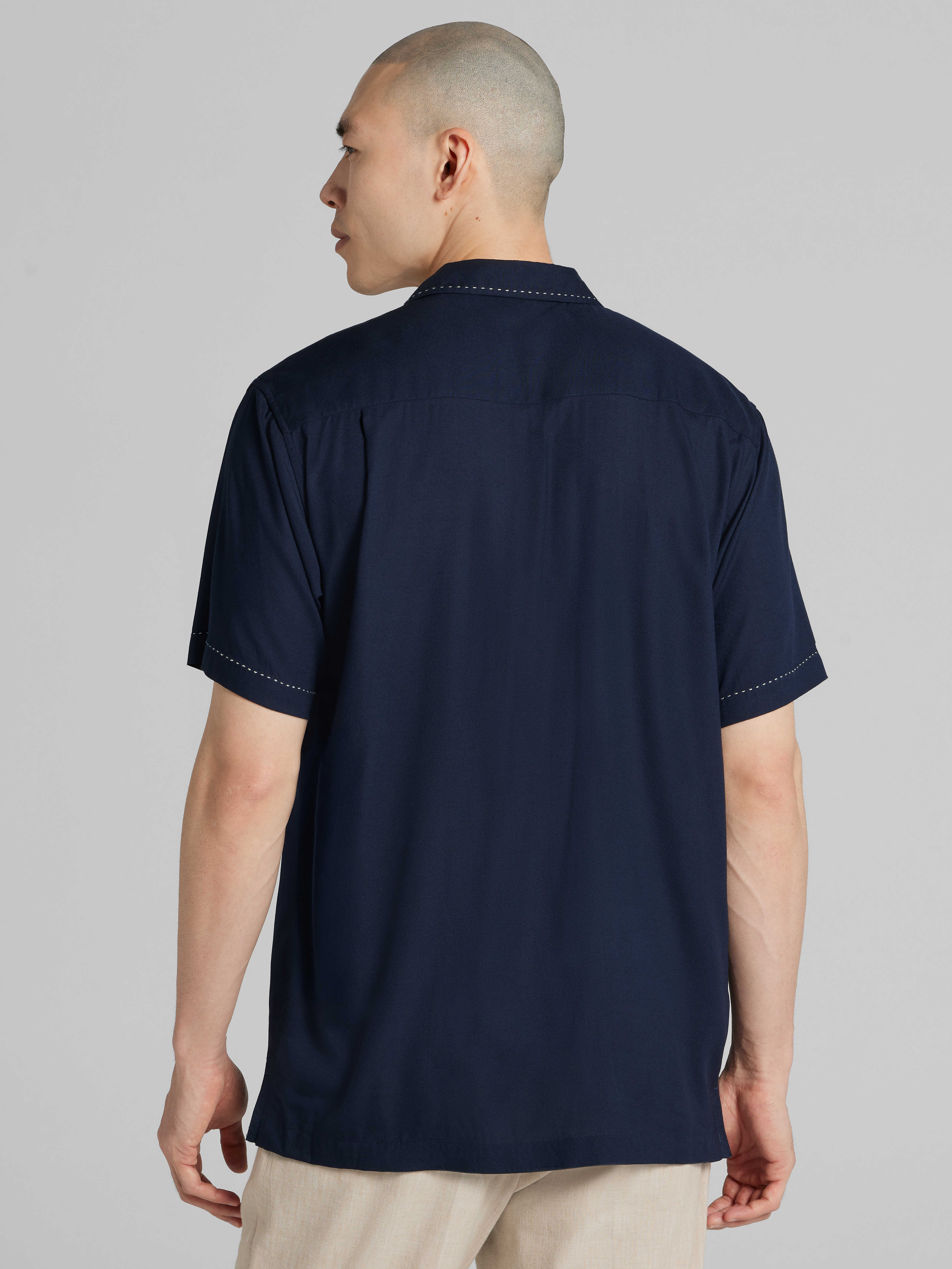 Modern Fit Short Sleeve Camp Shirt