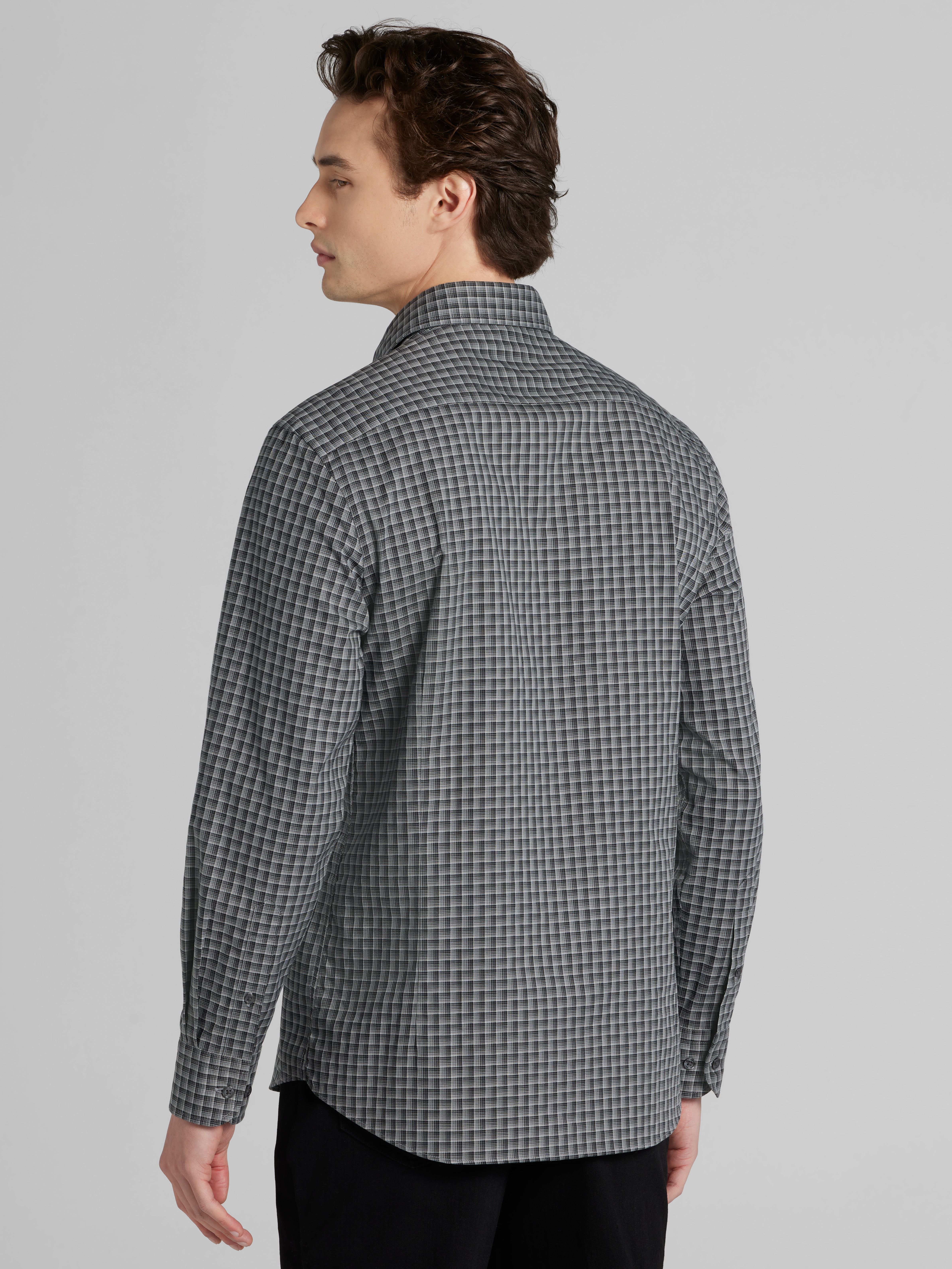 CHILLFLEX Slim Fit 4-Way Stretch Button Up Shirt