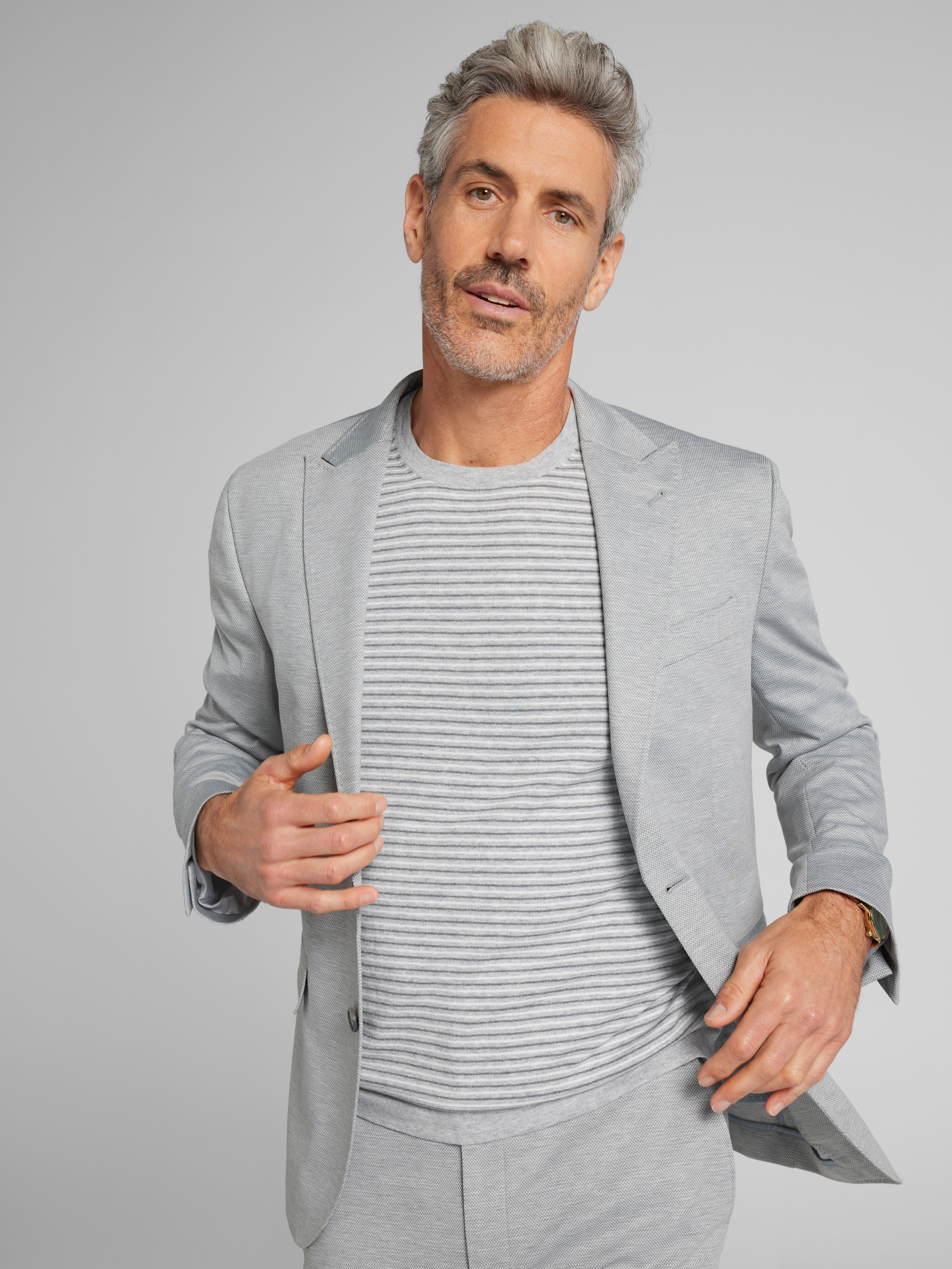 Modern Fit Heathered Stripe Crewneck Sweater