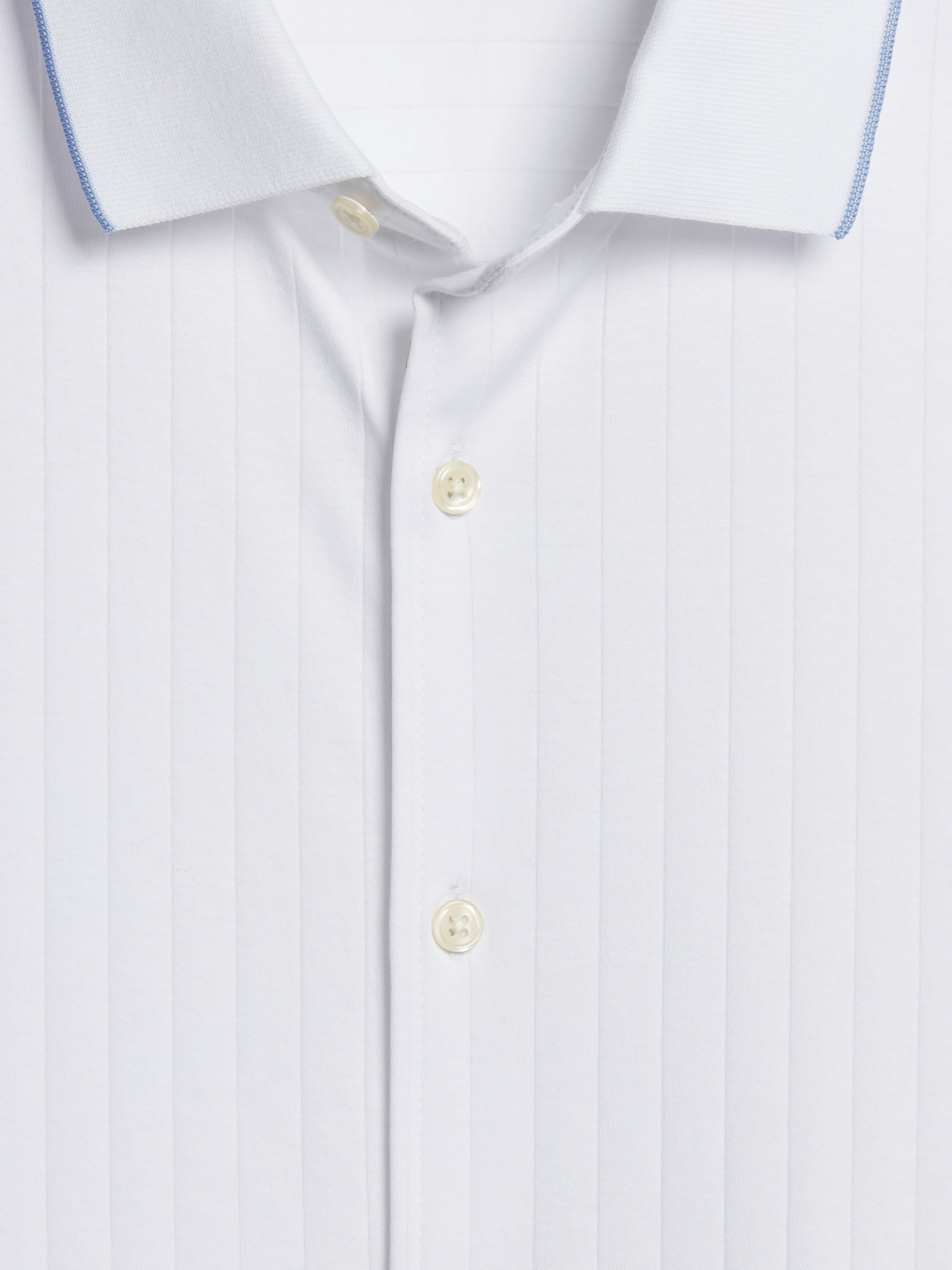 Modern Fit Breathable Short Sleeve Button Up Shirt