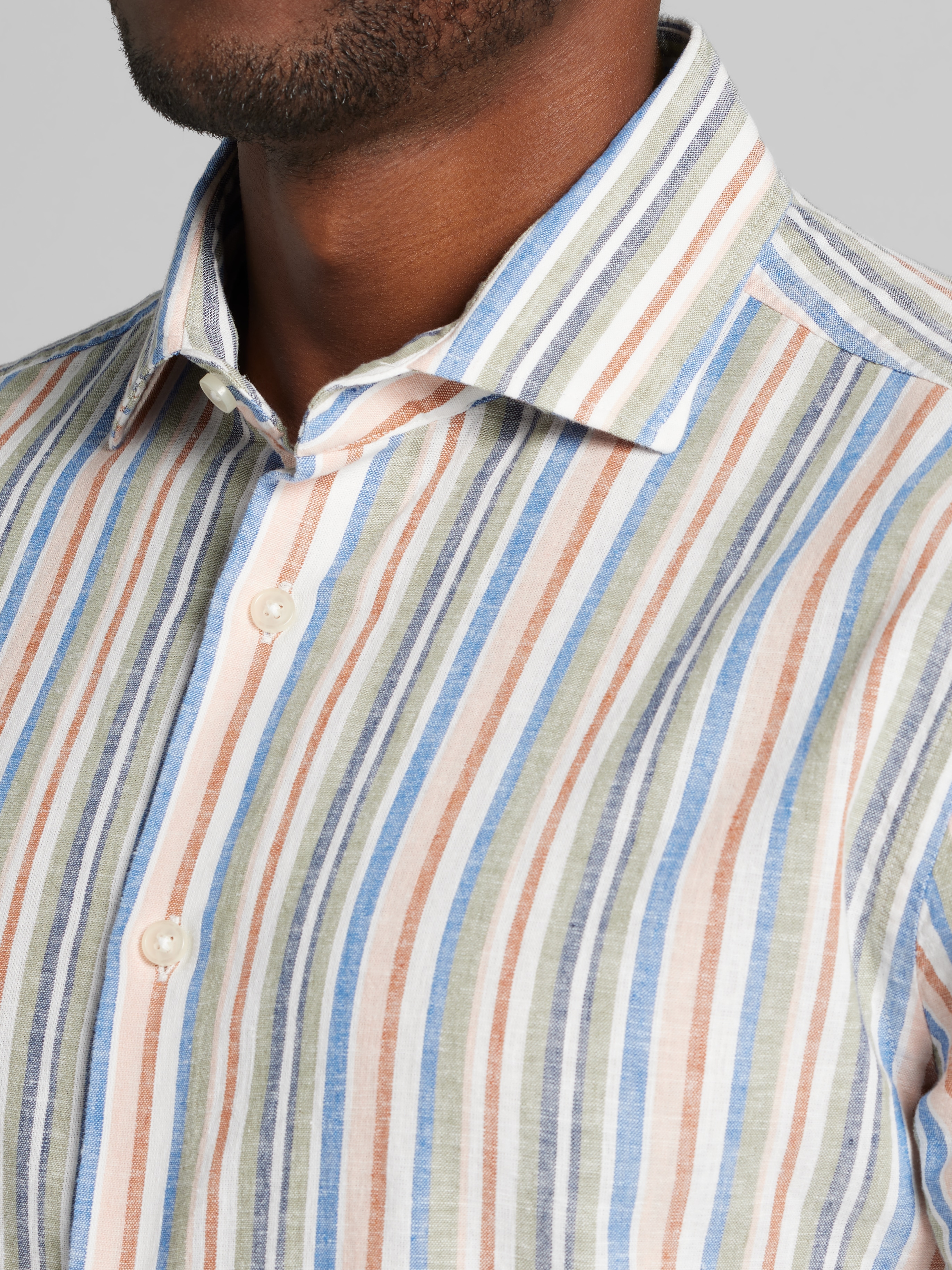 Modern Fit Short Sleeve Linen Blend Button Up Shirt