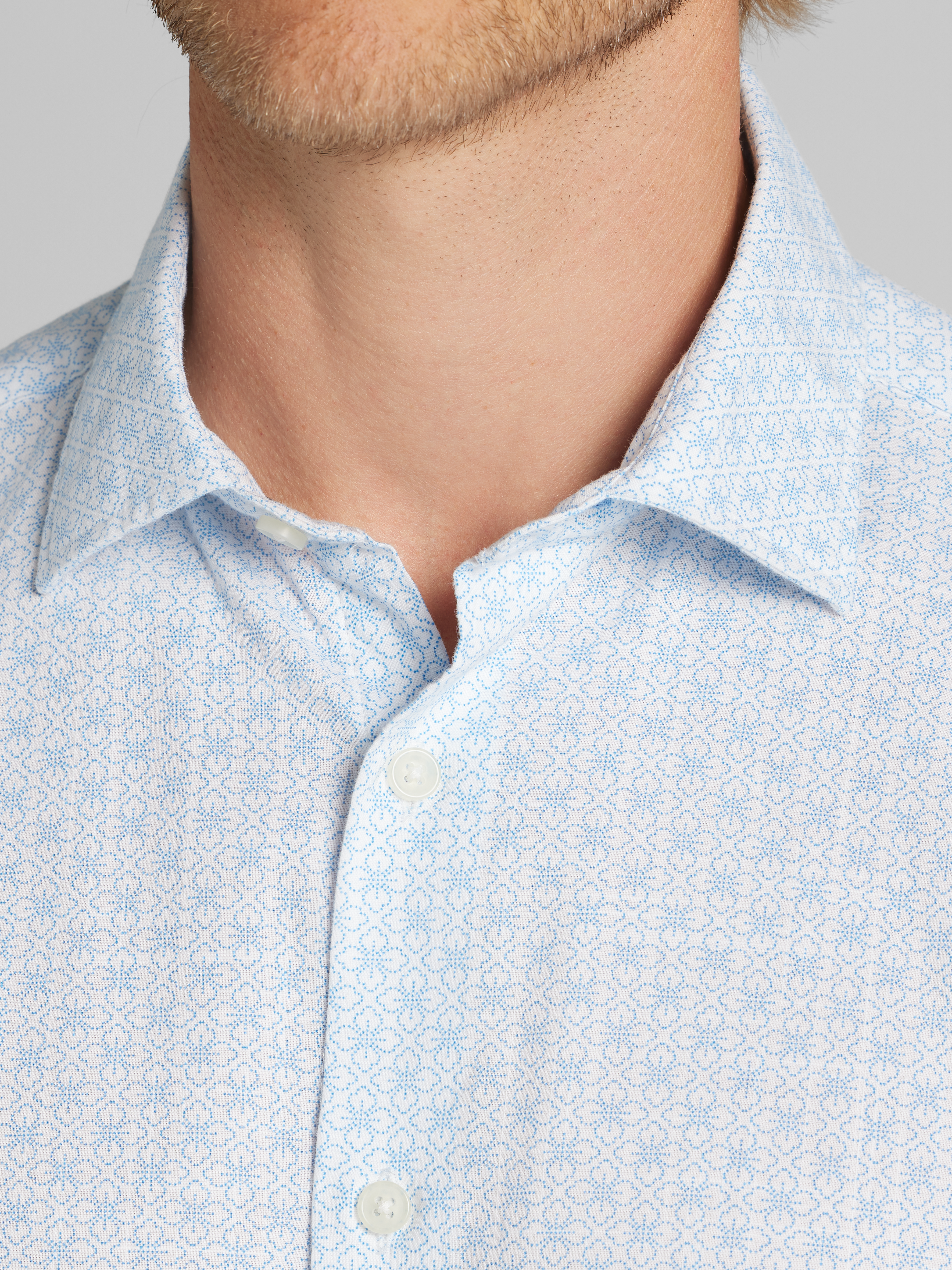 Modern Fit Short Sleeve Button Up Shirt