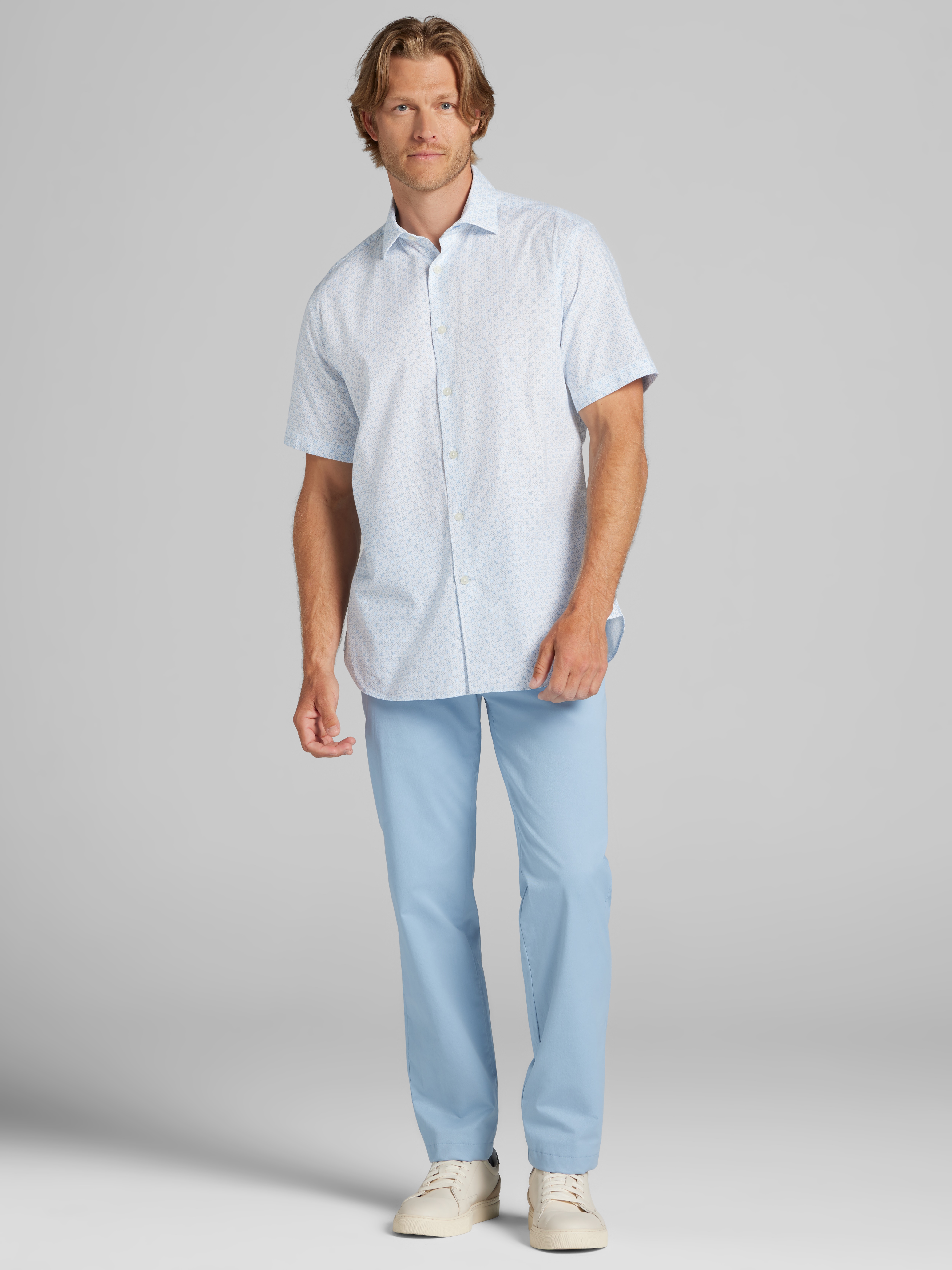 Modern Fit Short Sleeve Button Up Shirt