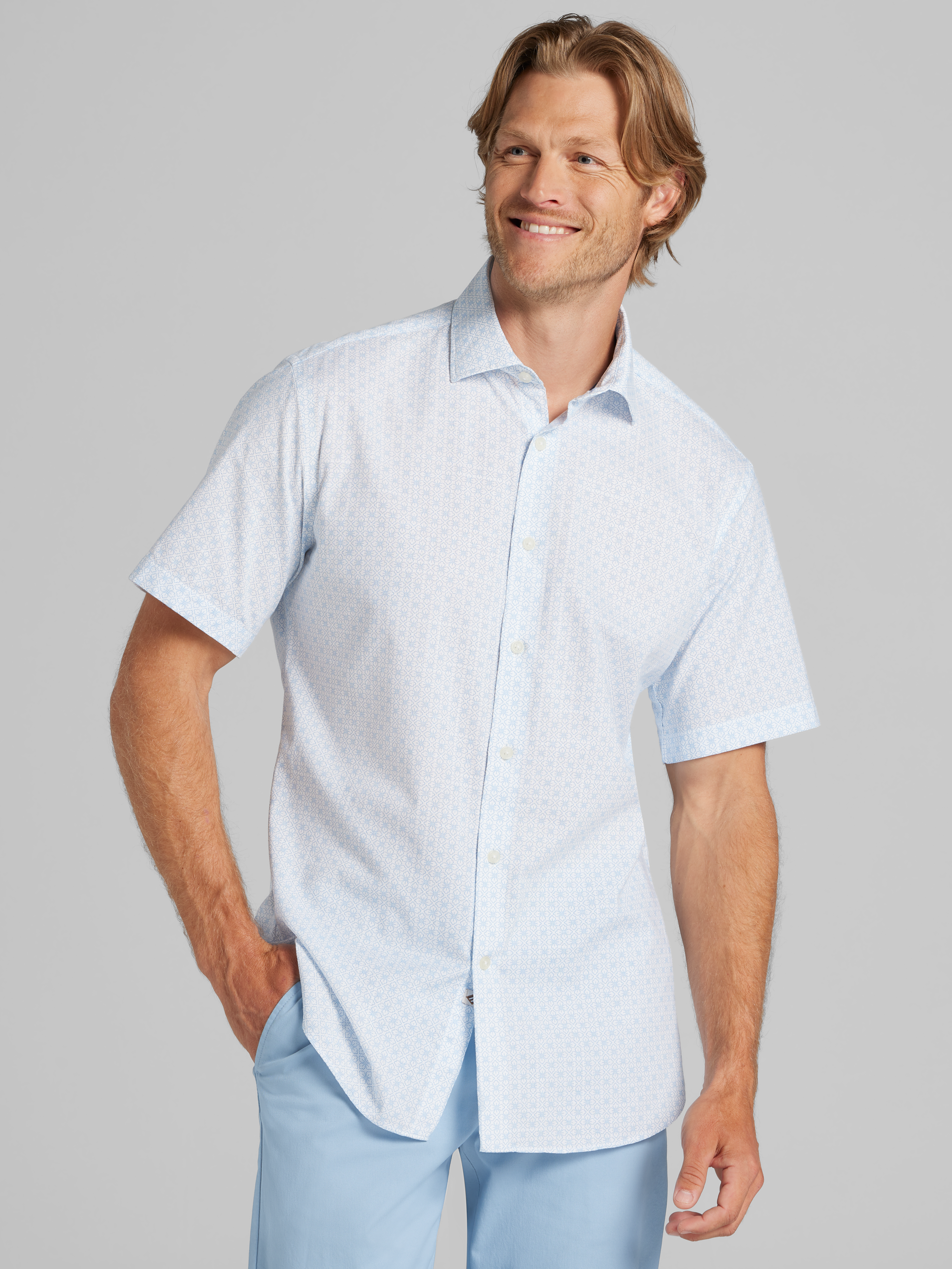 Modern Fit Short Sleeve Button Up Shirt