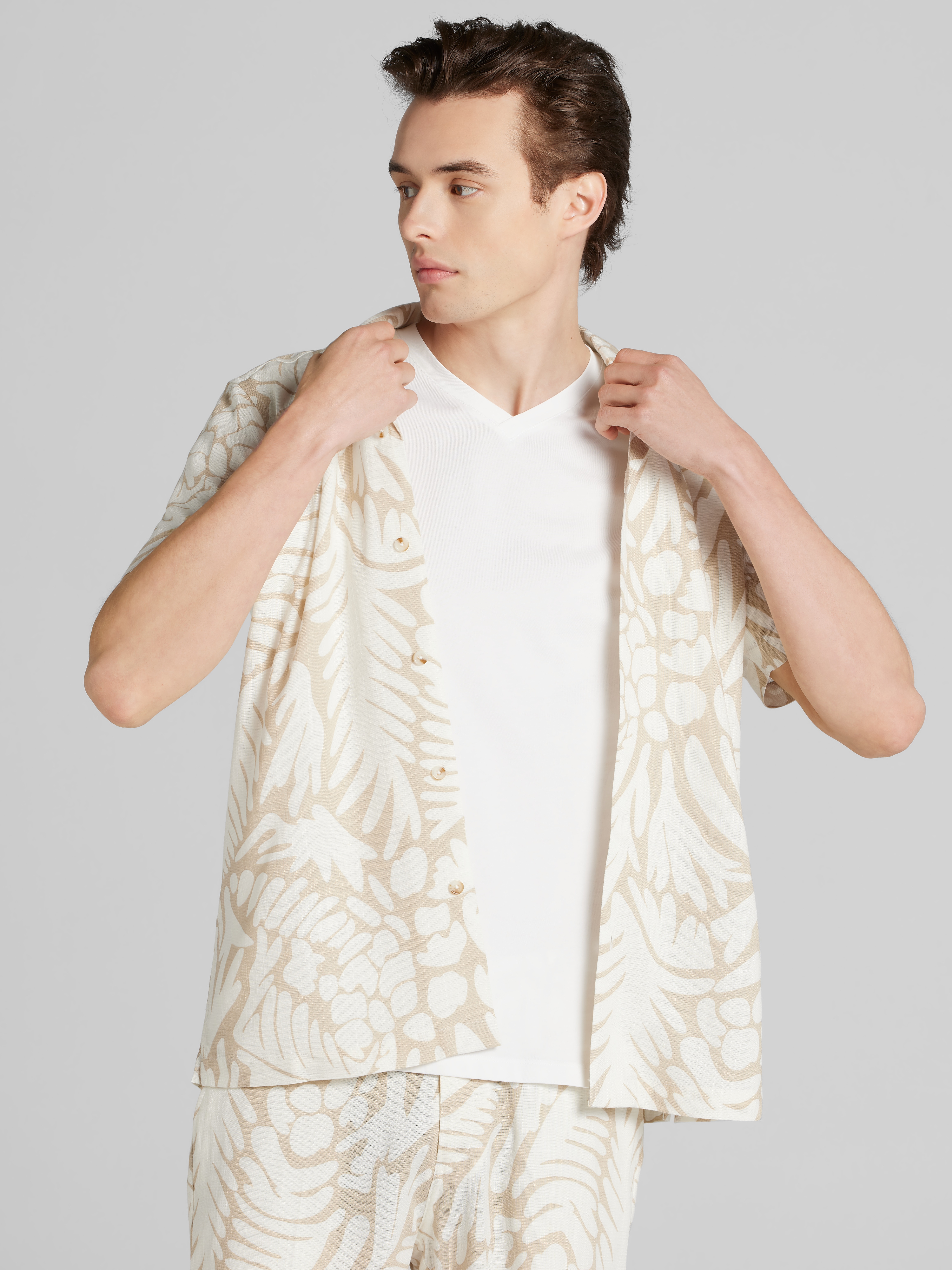 Slim Fit Short Sleeve Linen Blend Camp Shirt