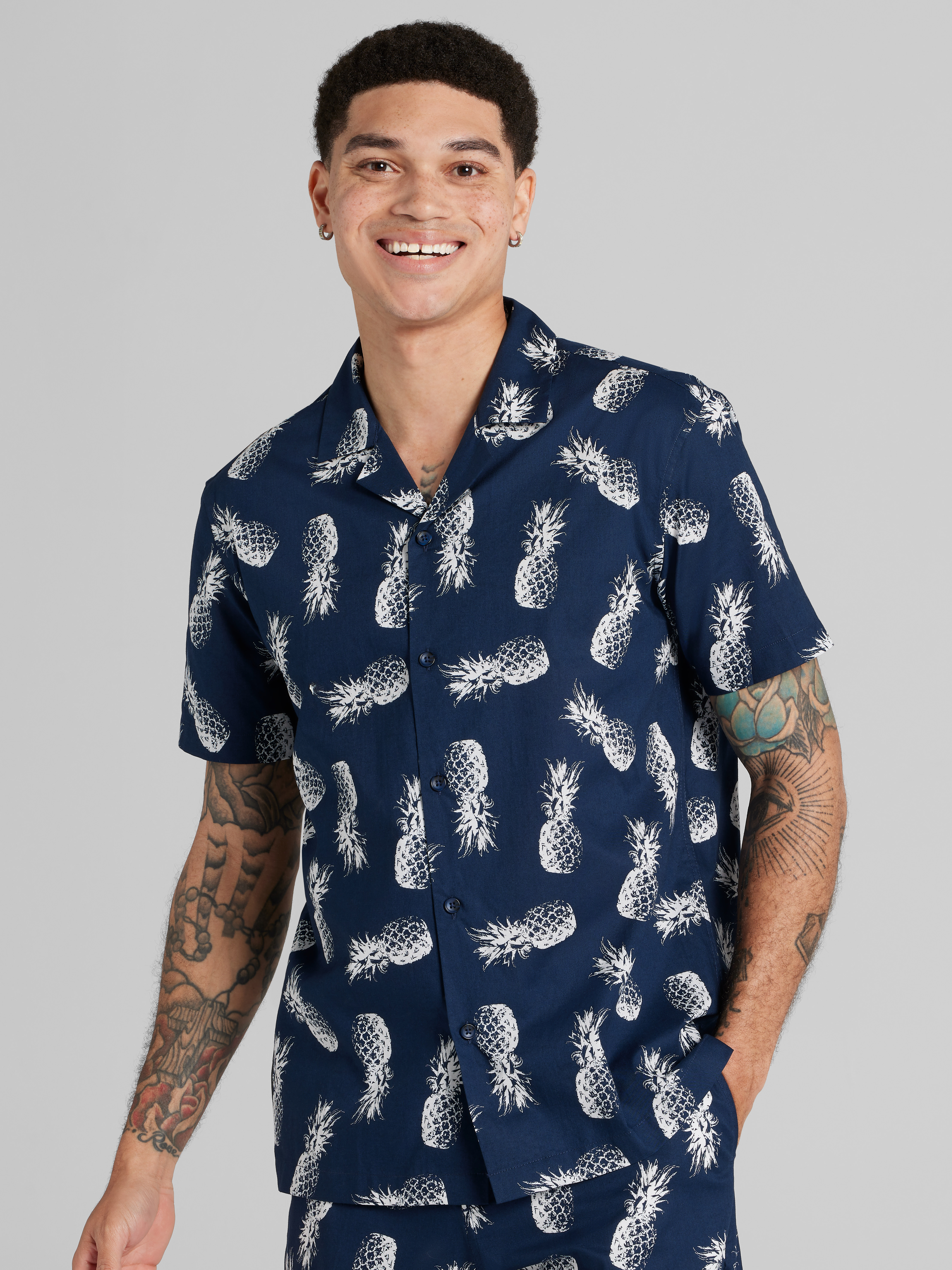 Slim Fit Pineapple Short Sleeve Camp Shirt