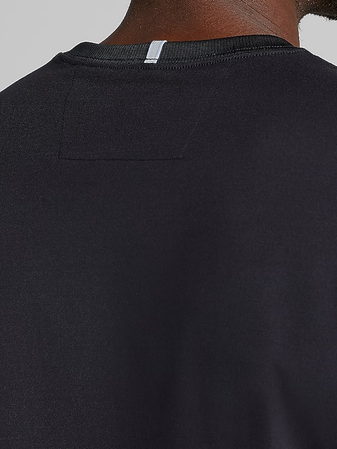 Awearness Kenneth Cole CHILLFLEX Performance Crewneck Pullover
