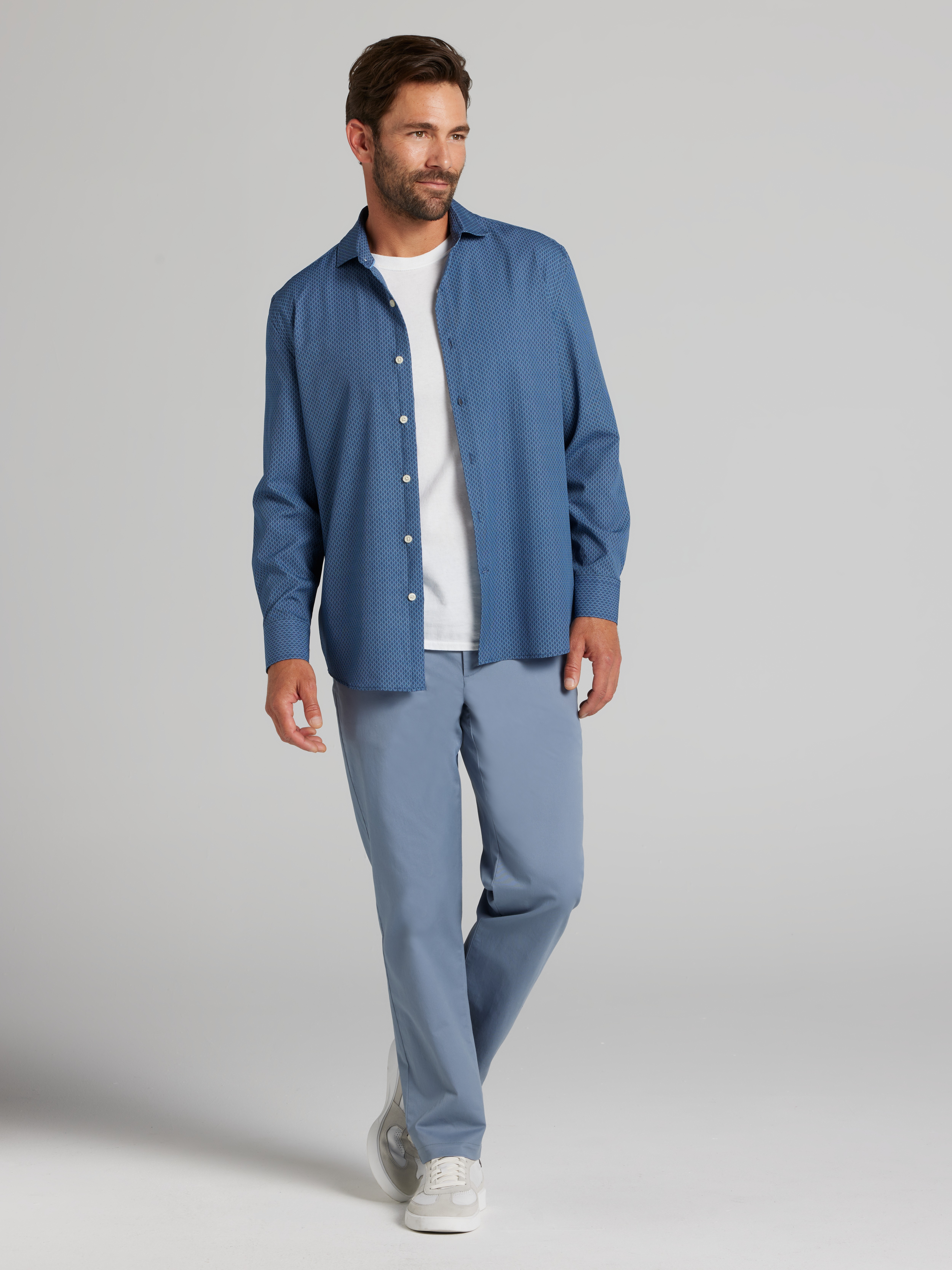 CHILLFLEX Modern Fit 4-Way Stretch Button Up Shirt