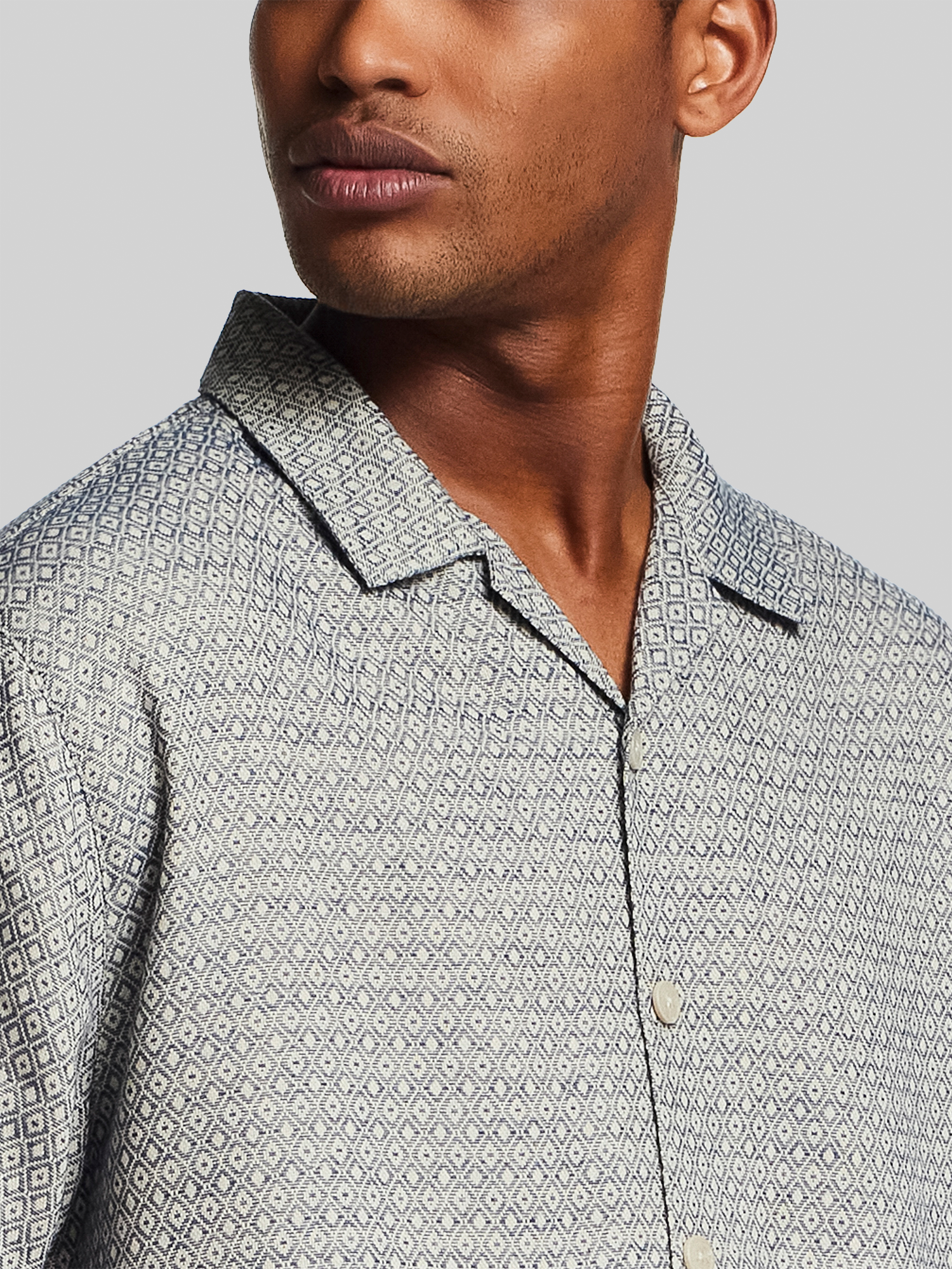 Regular Fit Jacquard Short Sleeve Button Up Shirt