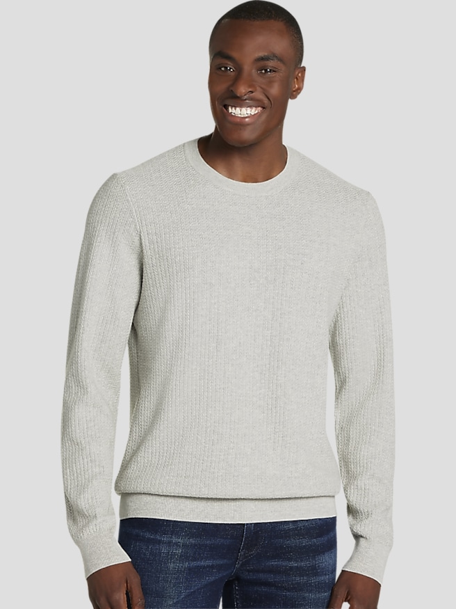 White neck outlet sweater