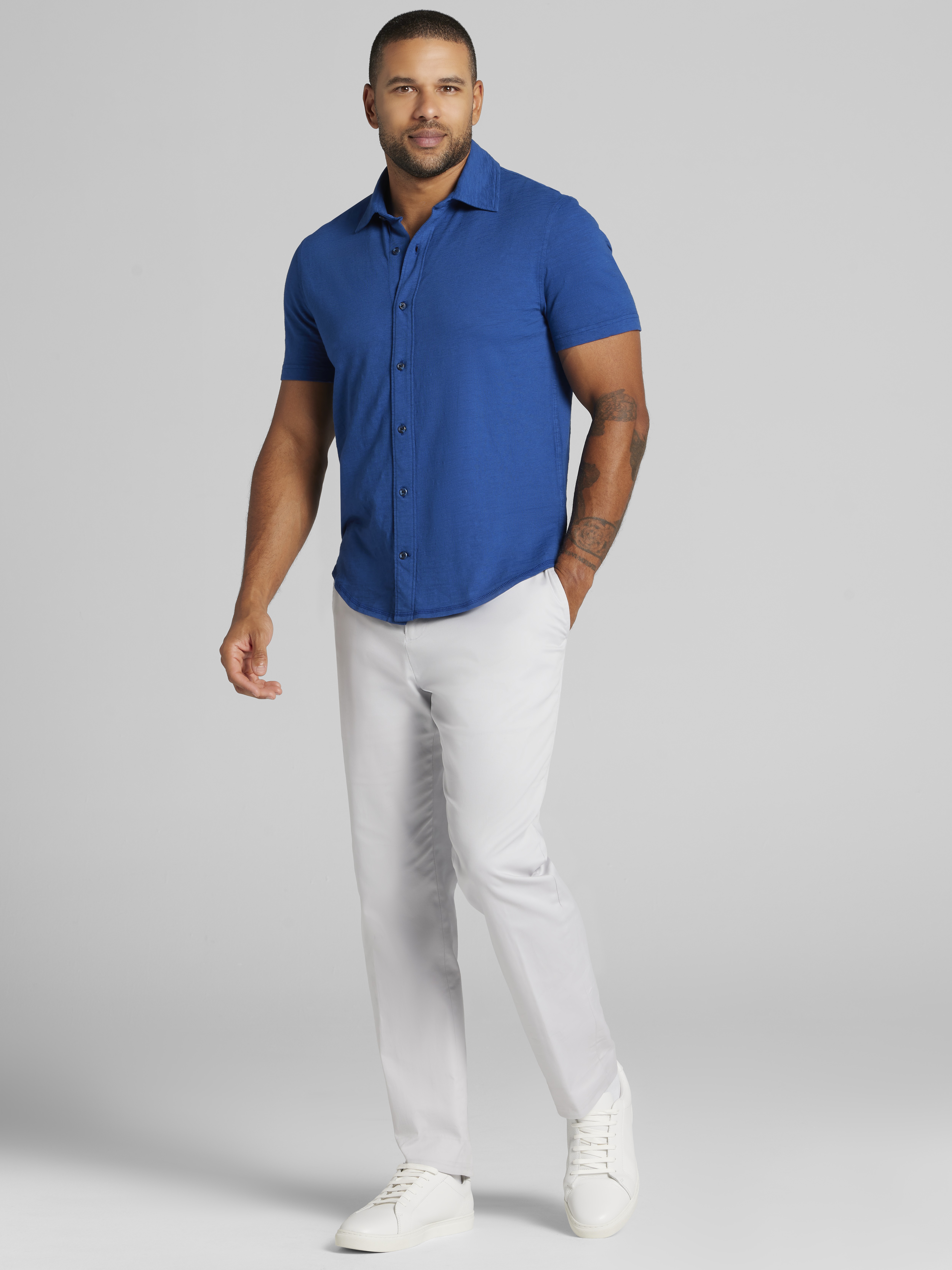 Modern Fit Short Sleeve Knit Button Up Shirt