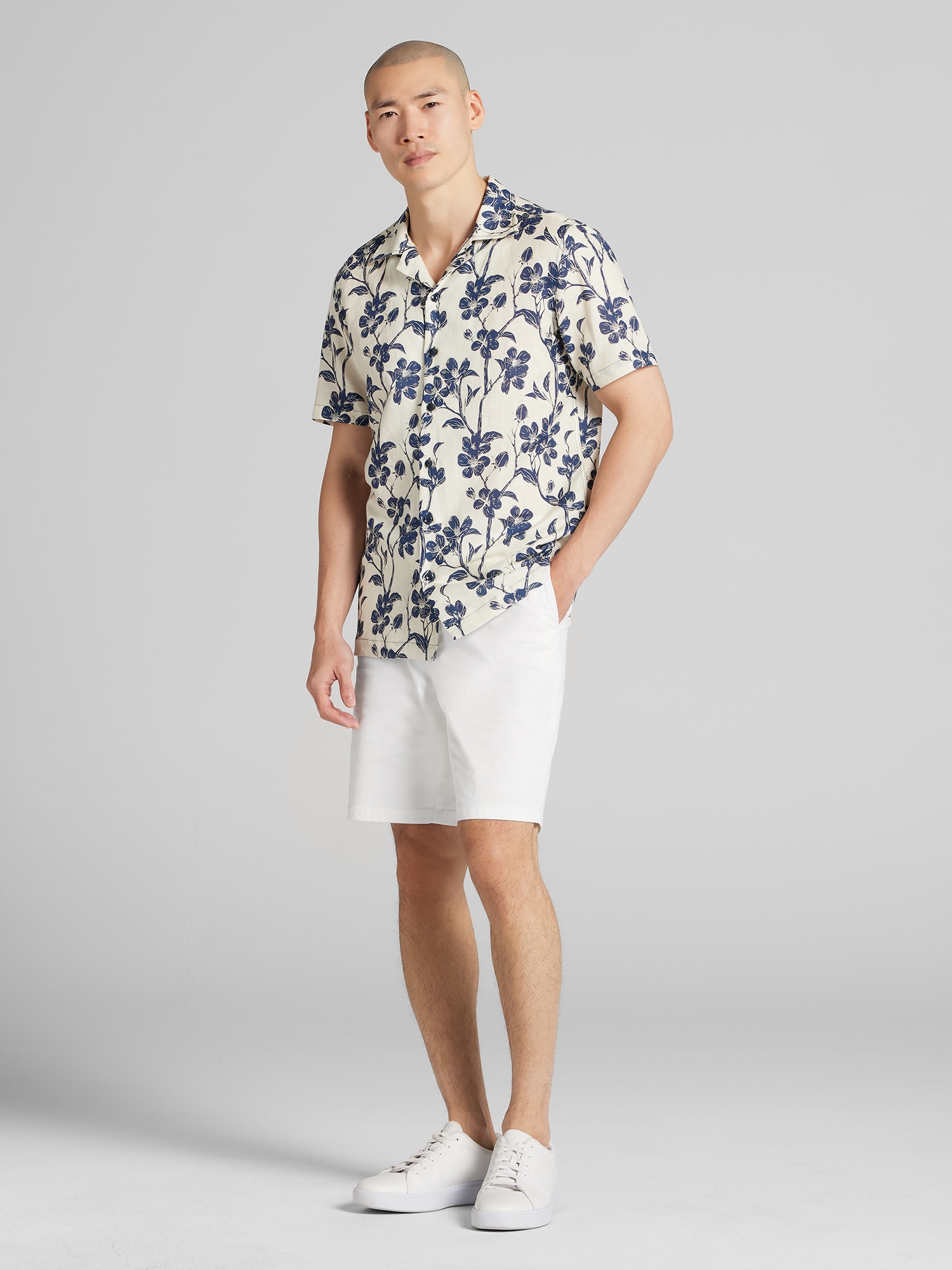 Modern Fit Floral Button Up Shirt