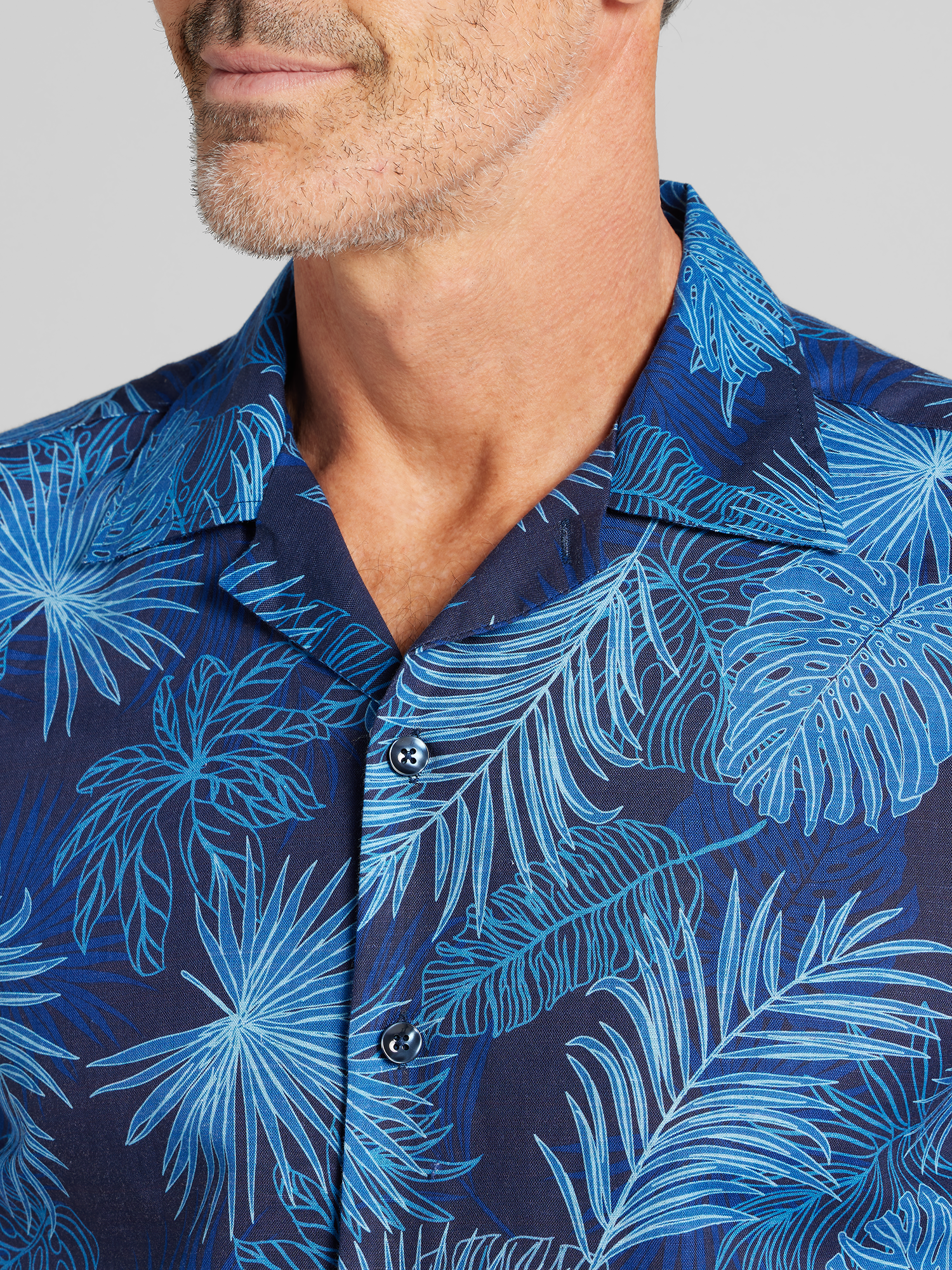 Modern Fit 100% Linen Short Sleeve Button Up Shirt