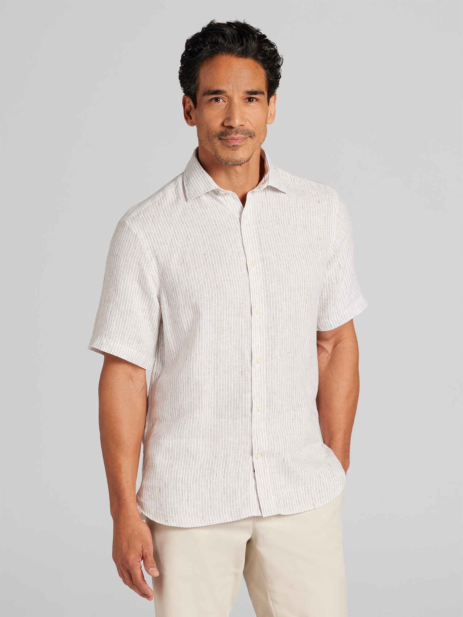 Modern Fit Short Sleeve Button Up Shirt